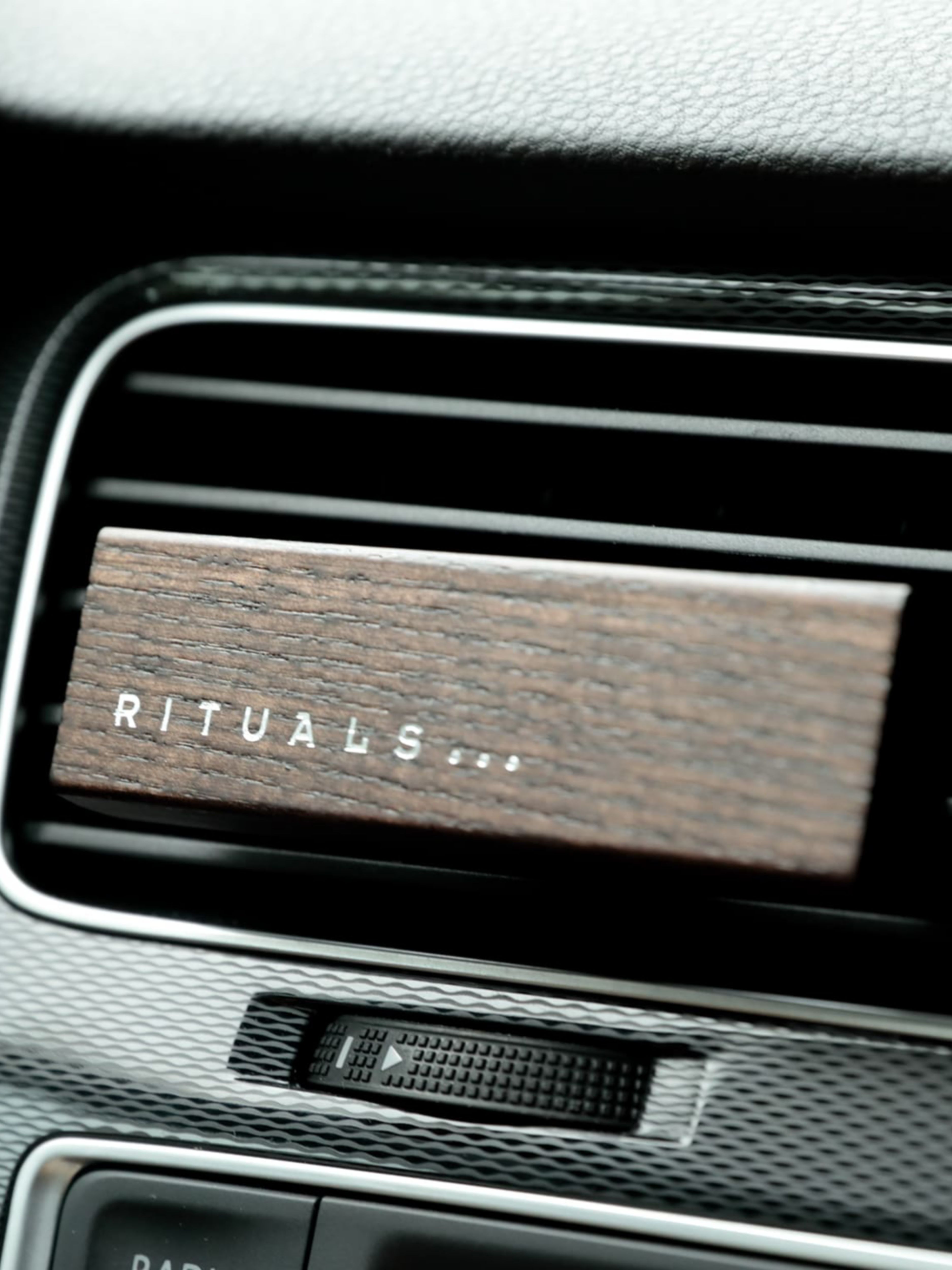 Life is a Journey - Refill Samurai Car Perfume Lifestyle with Product