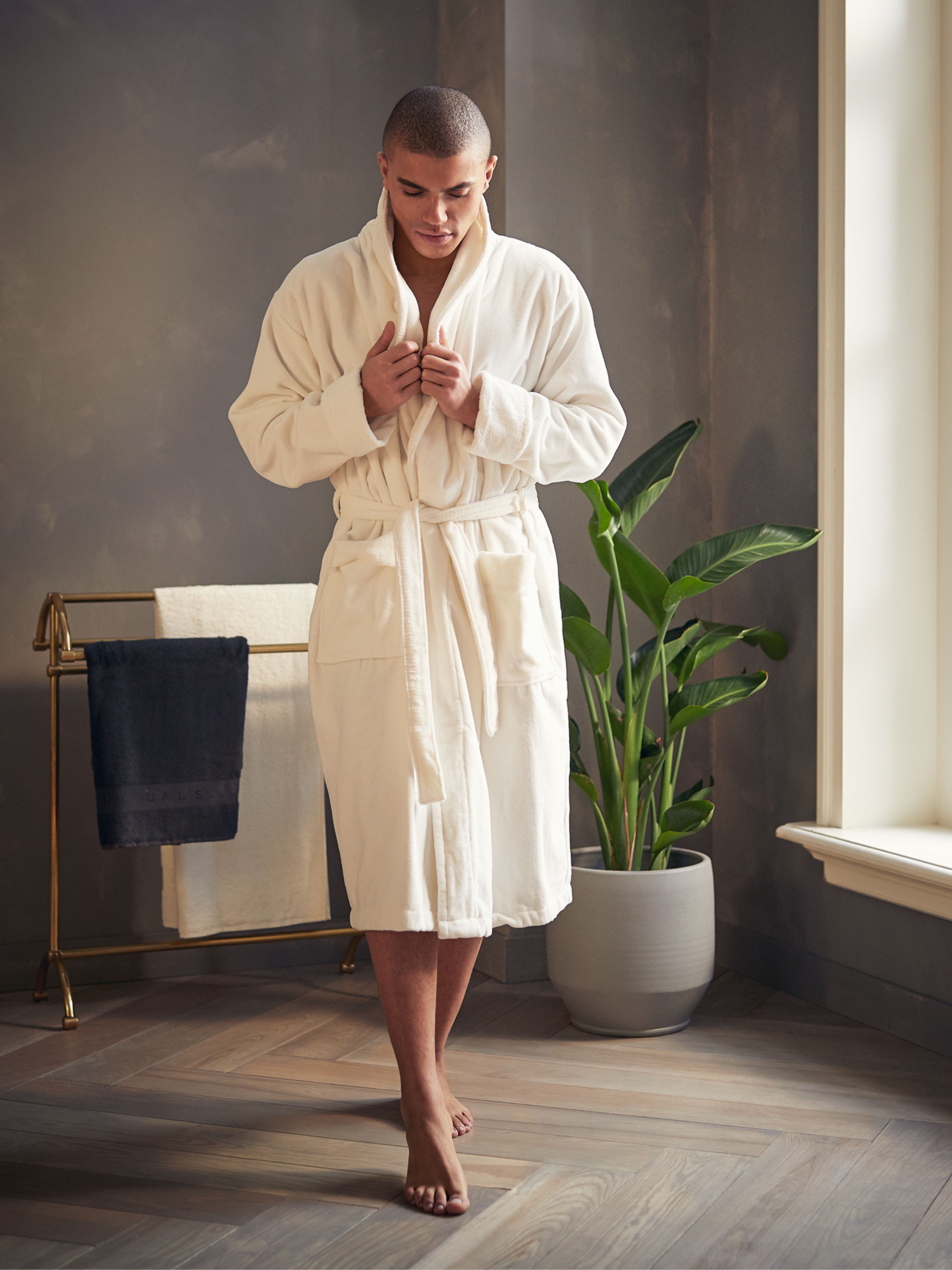 Super Smooth Cotton Bathrobe Men L Off White Lifestyle with Model and Packshot