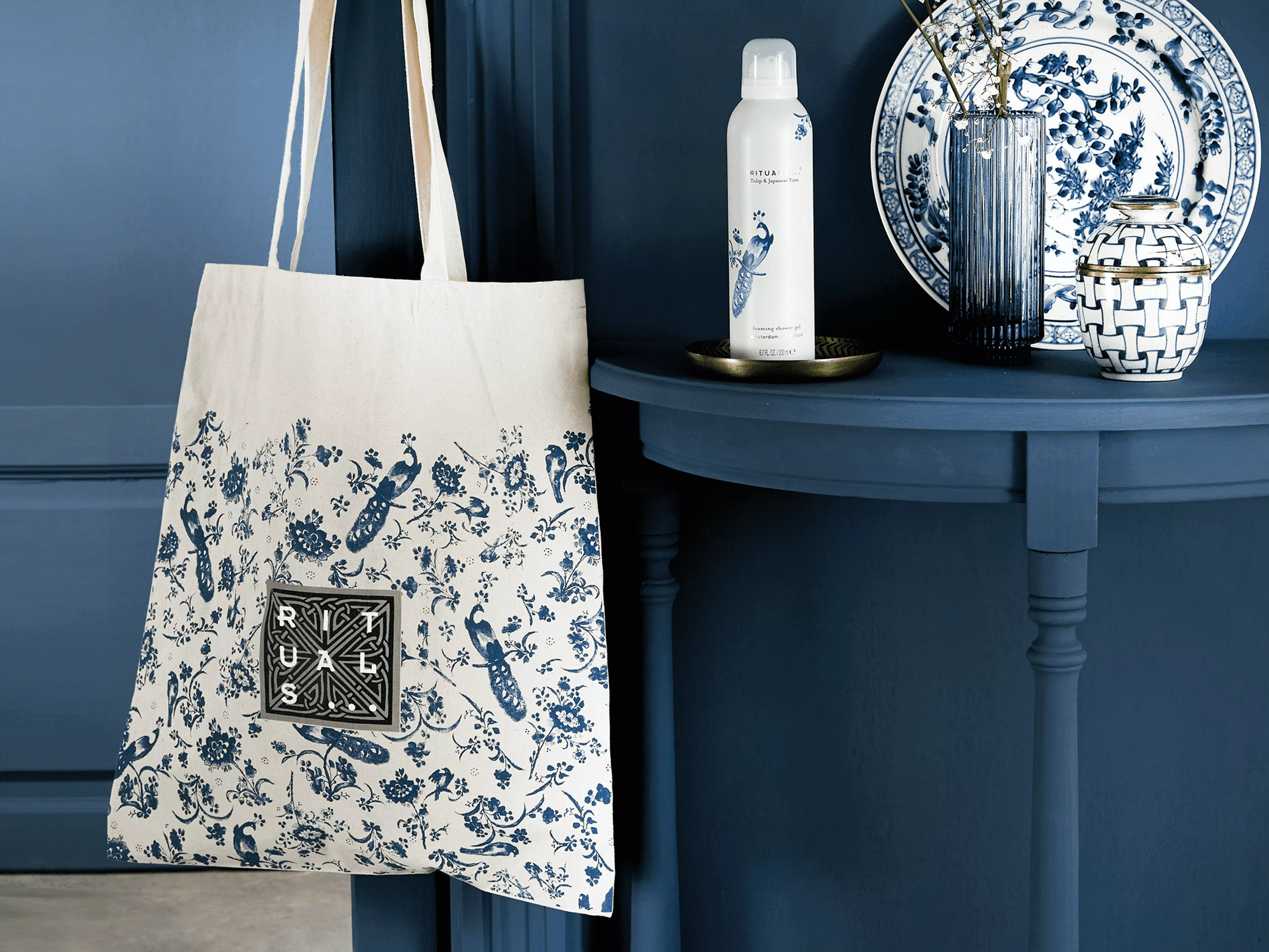 1109868_GWPAmsterdamCollectionToteBagShowerFoam