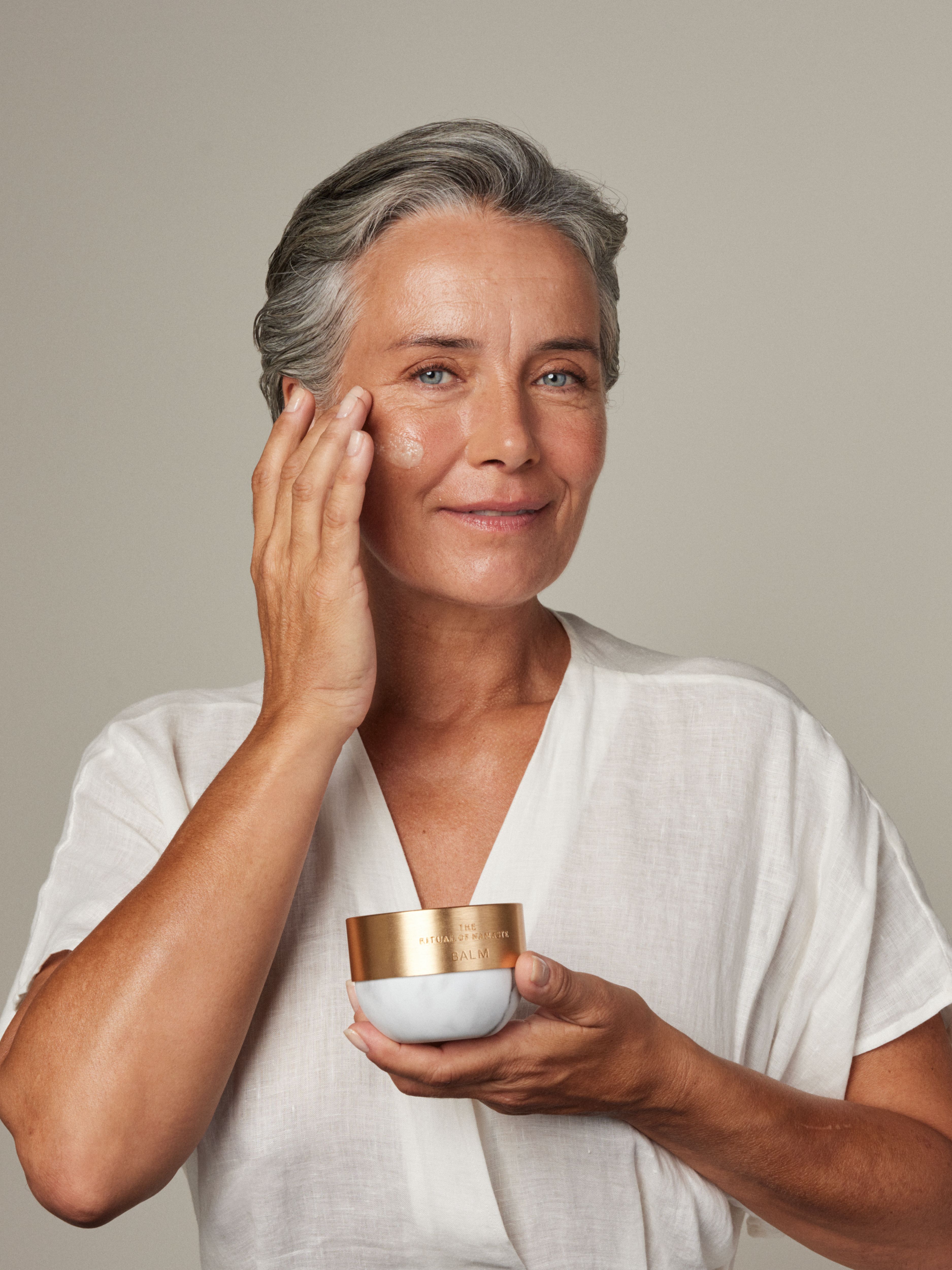 The Ritual of Namaste Ageless Restoring Night Balm