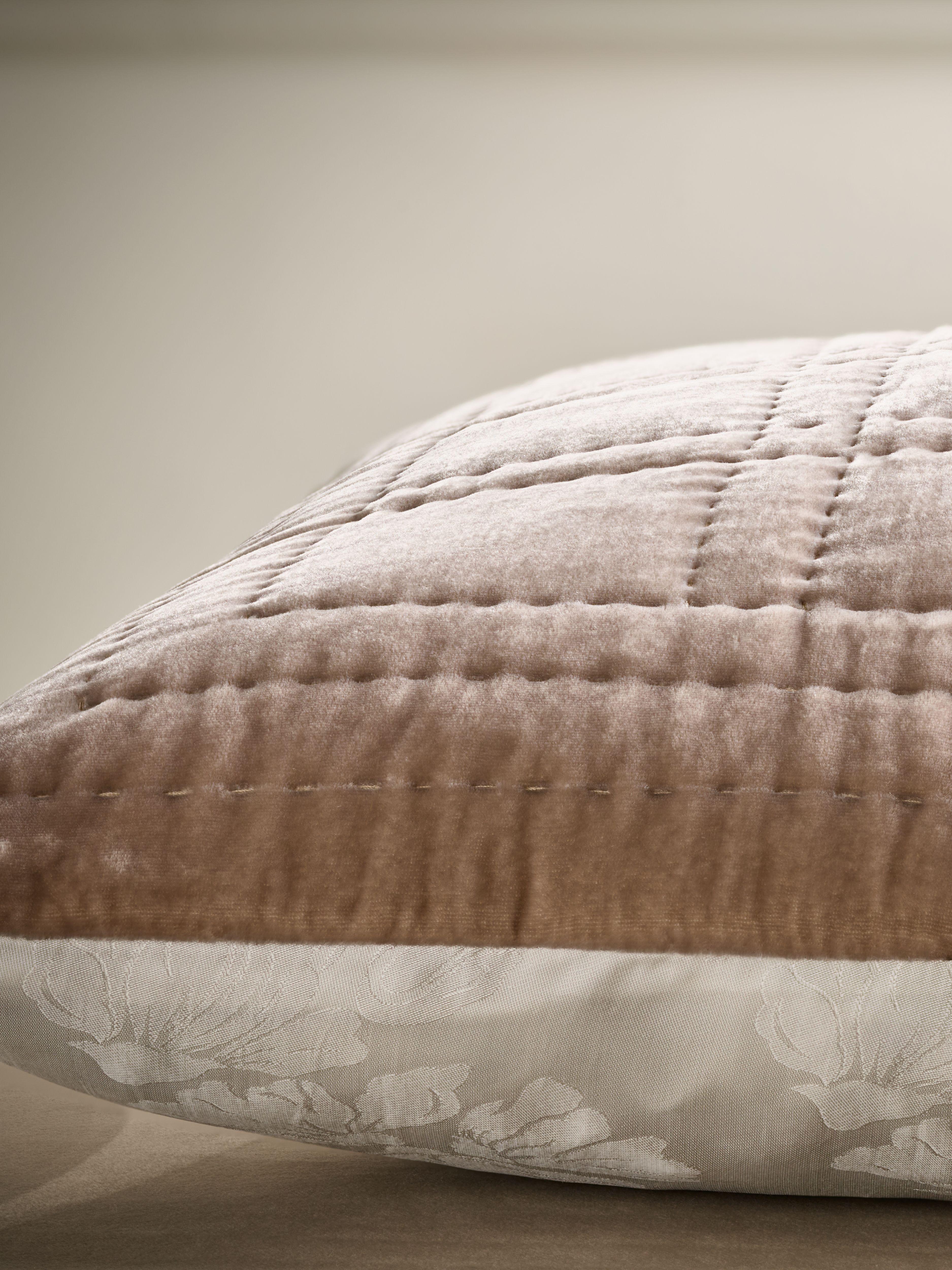 Saigon Silk Cushion case 50x50cm Dune Beige Lifestyle with Product Elements
