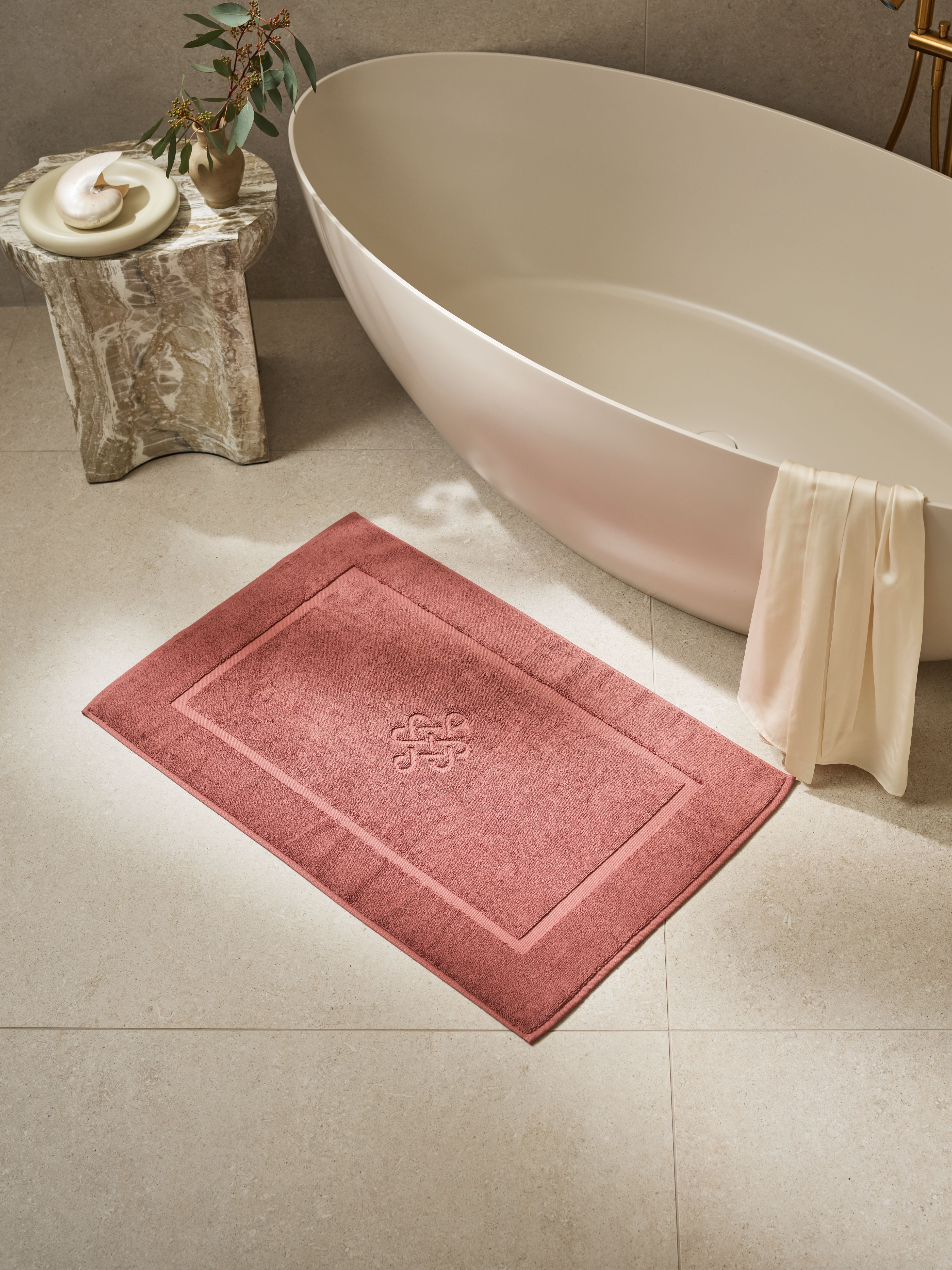 Super Smooth Cotton Bath Mat 60x90cm Powder Pink Lifestyle with Product