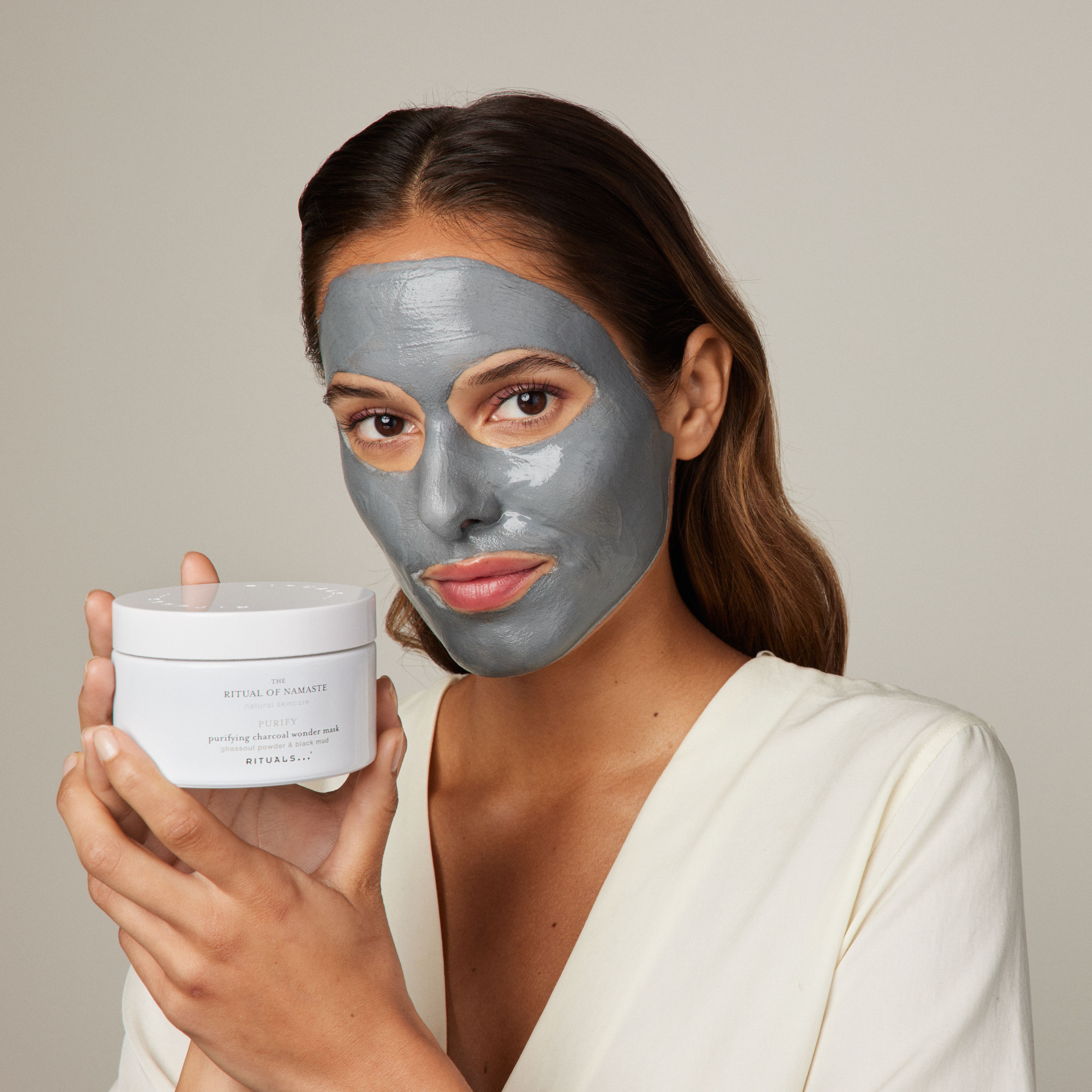 The Ritual of Namaste Purifying Charcoal Wonder Mask