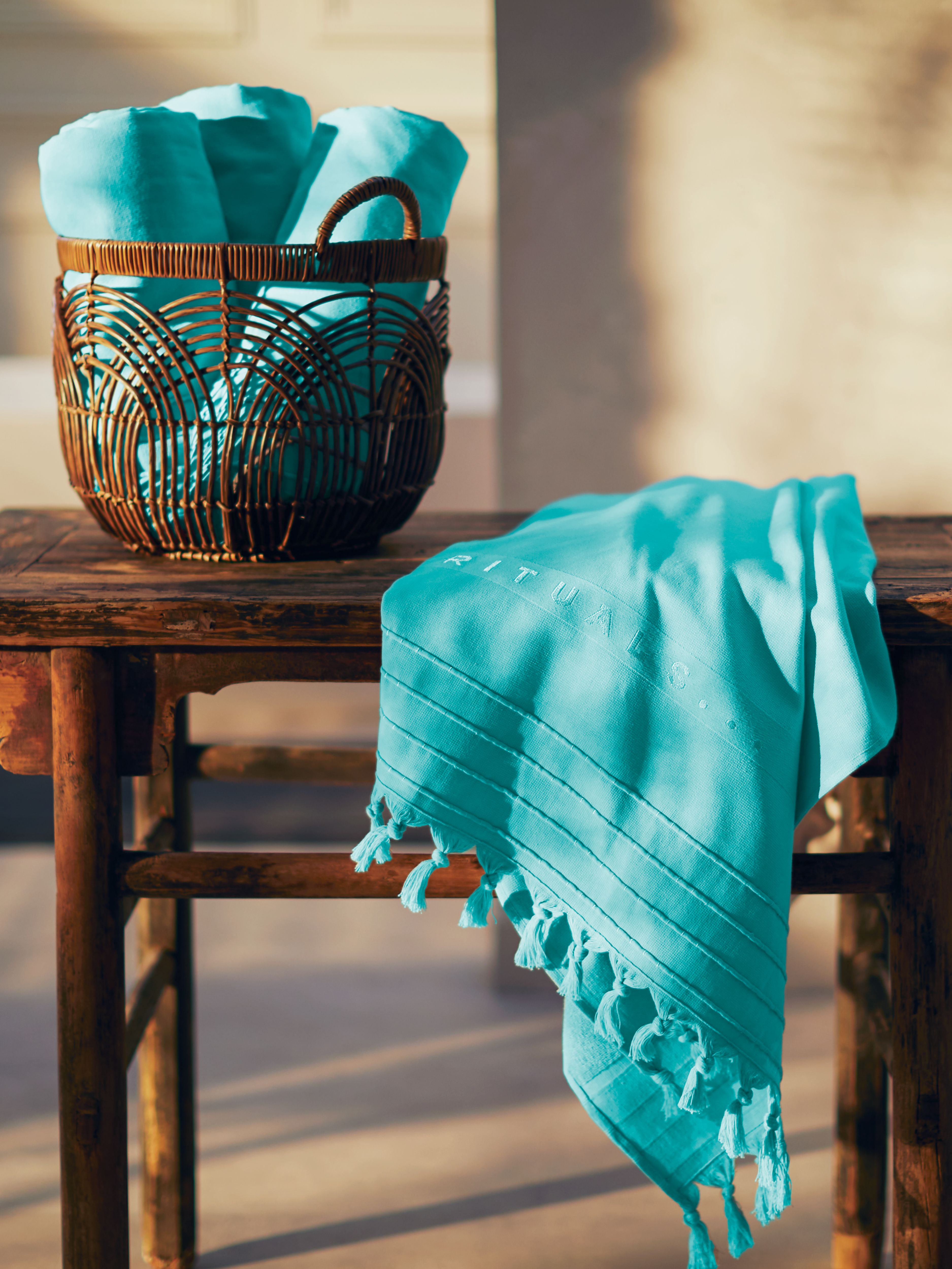 Hammam Towel Karma Turquoise Lifestyle with Product