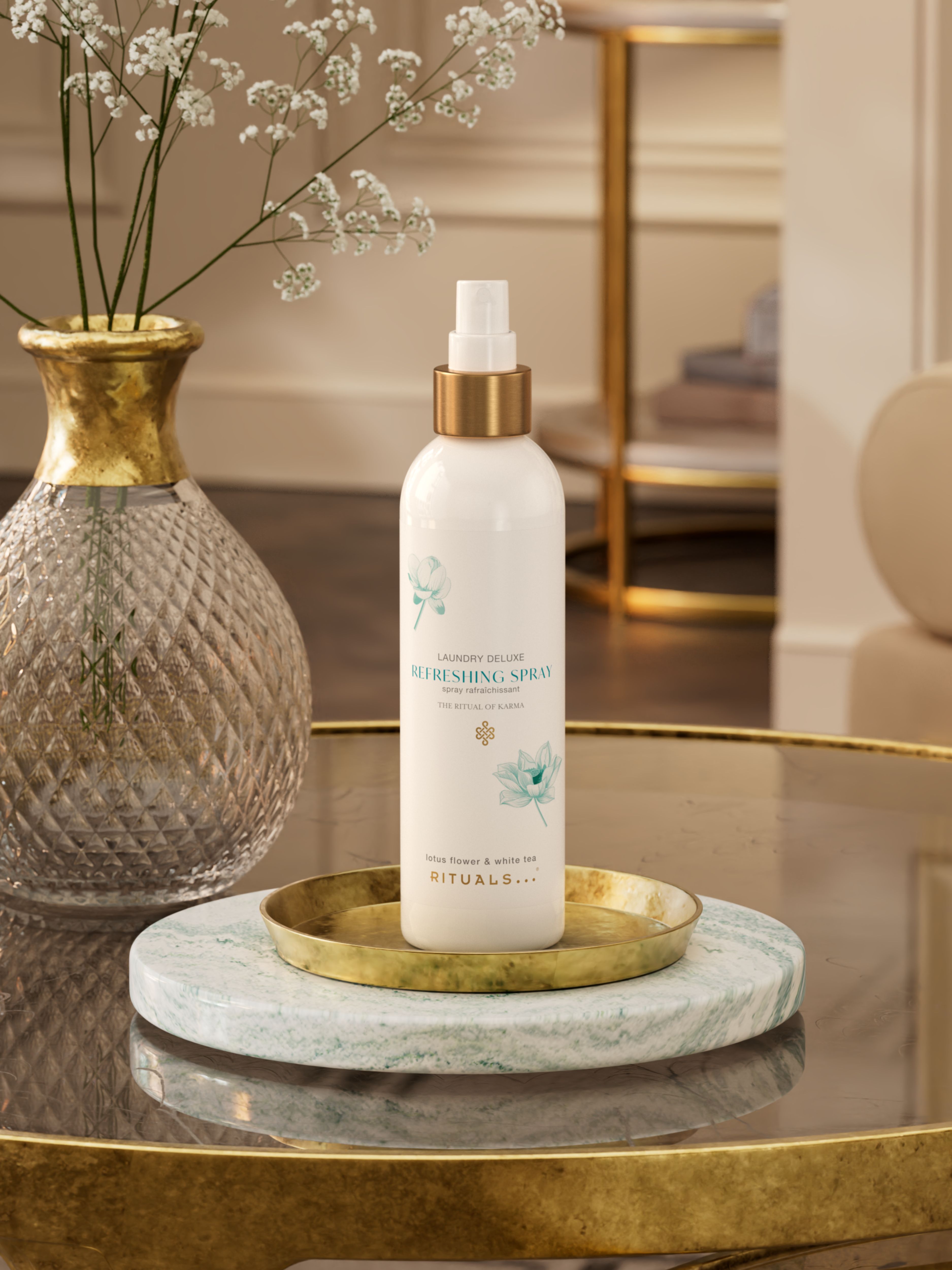 Refreshing Spray Karma 250ml Lifestyle with Product