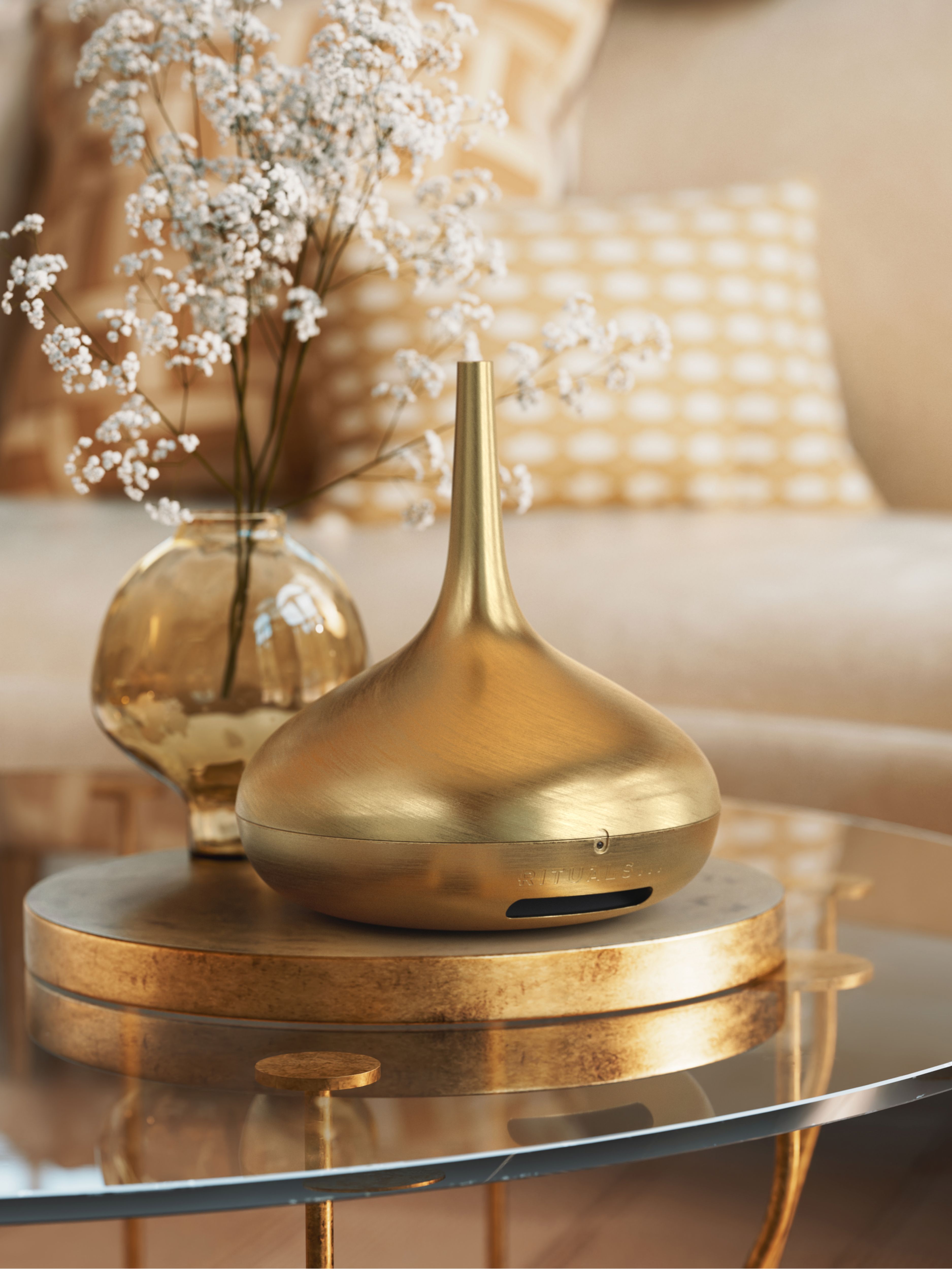 The Perfume Genie 3.0 - Gold Lifestyle with Product