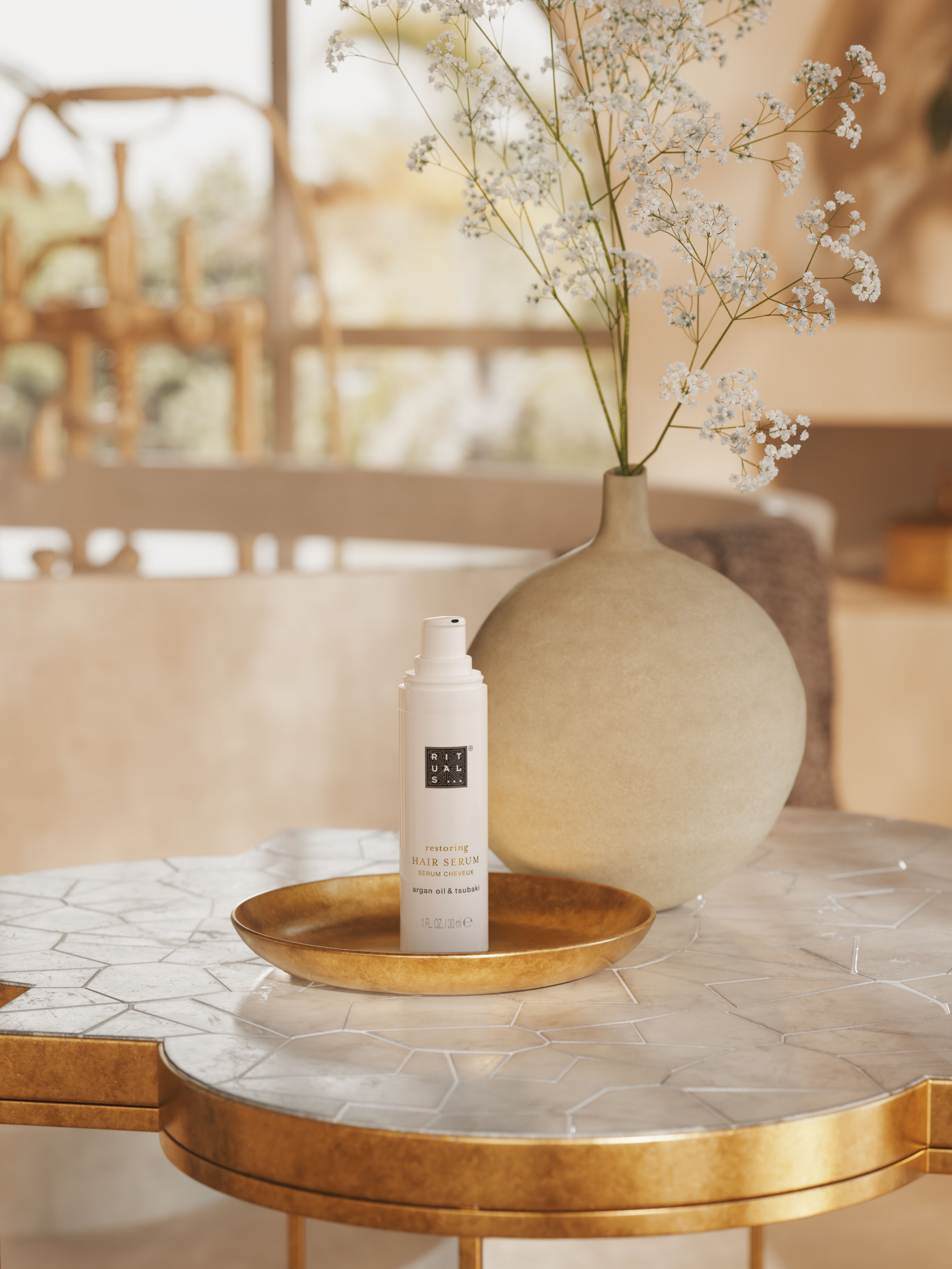 Elixir Collection Restoring Hair Serum Lifestyle with Product