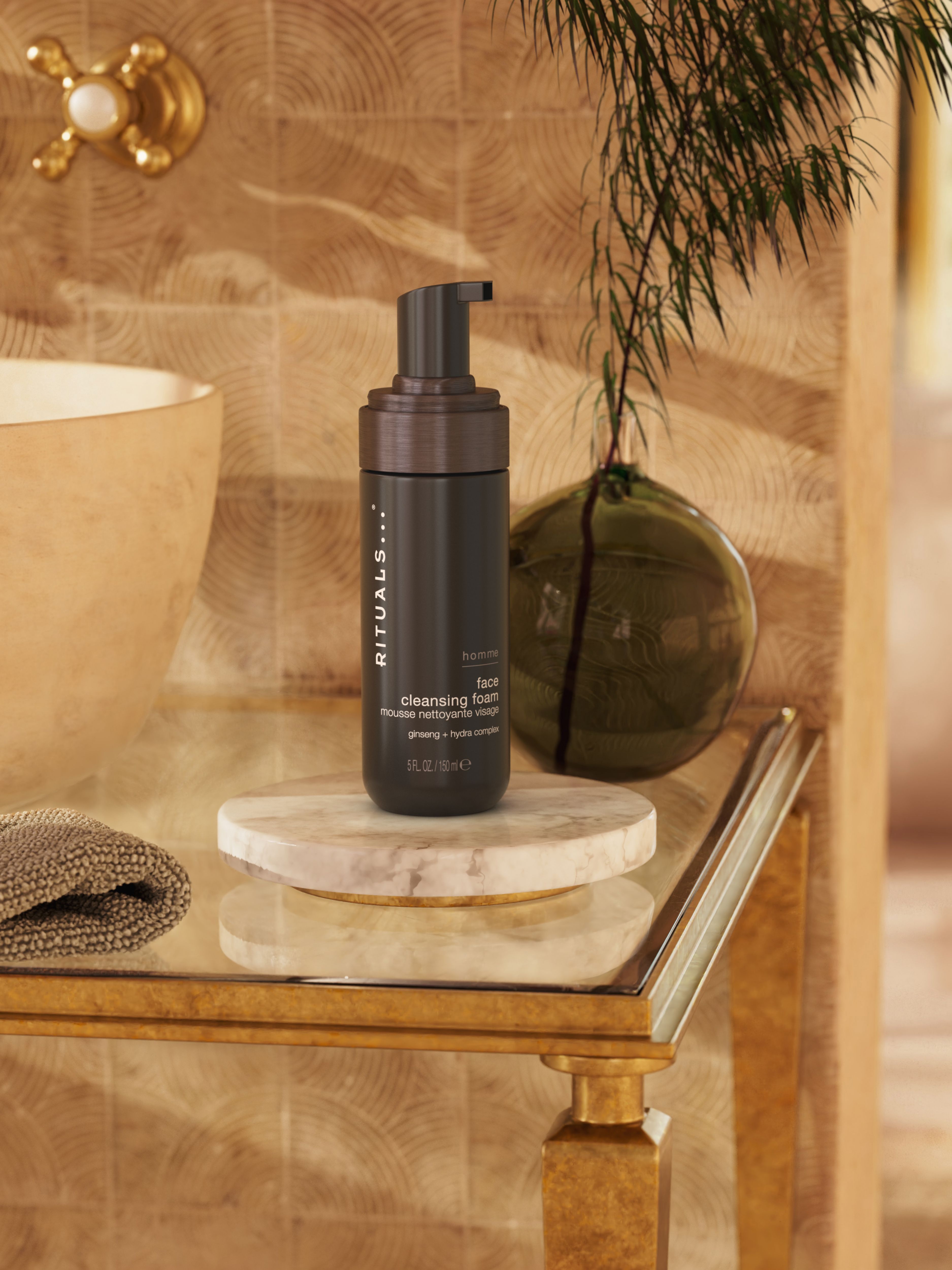 Homme Face Cleansing Foam Lifestyle with Product