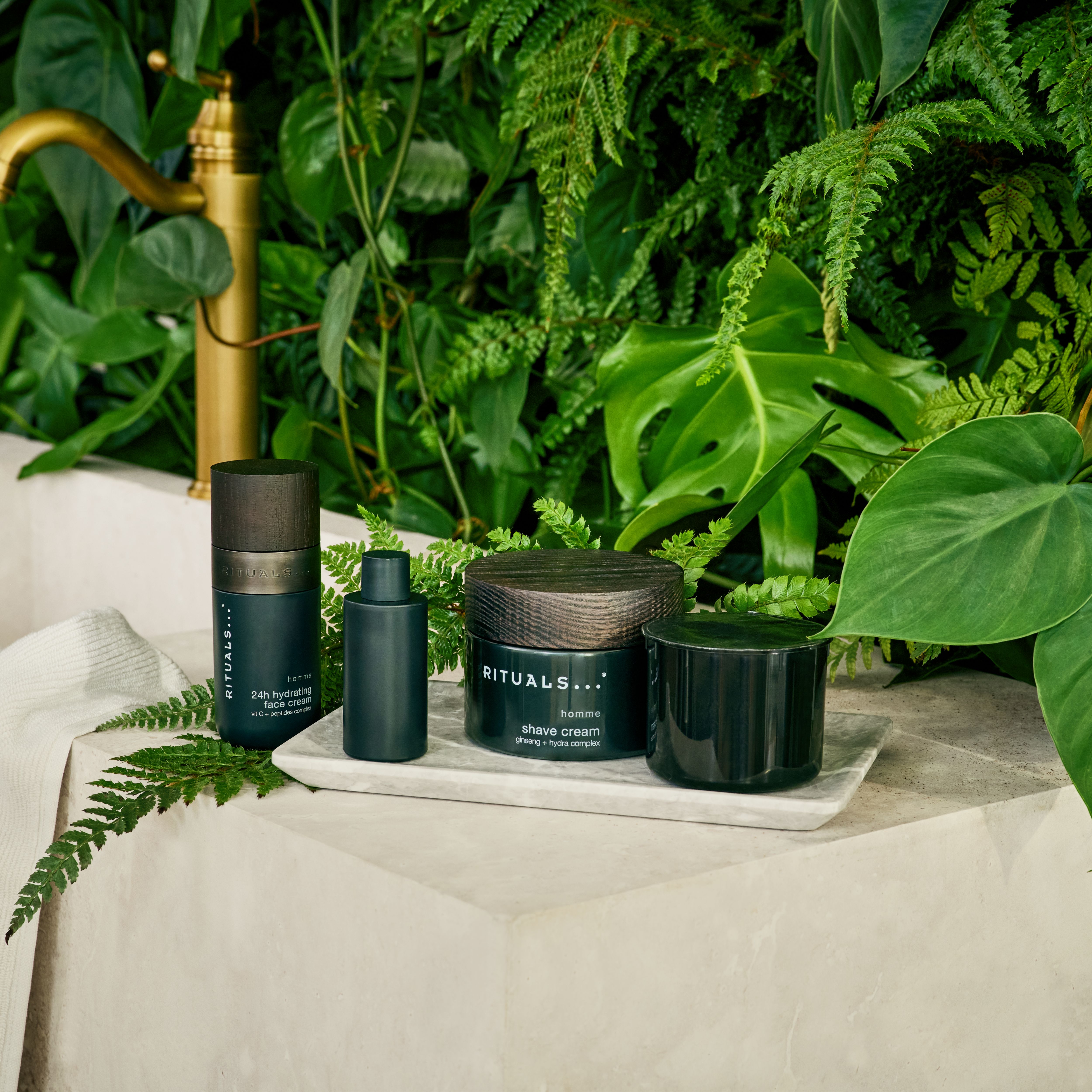 Homme Lifestyle with Product Range