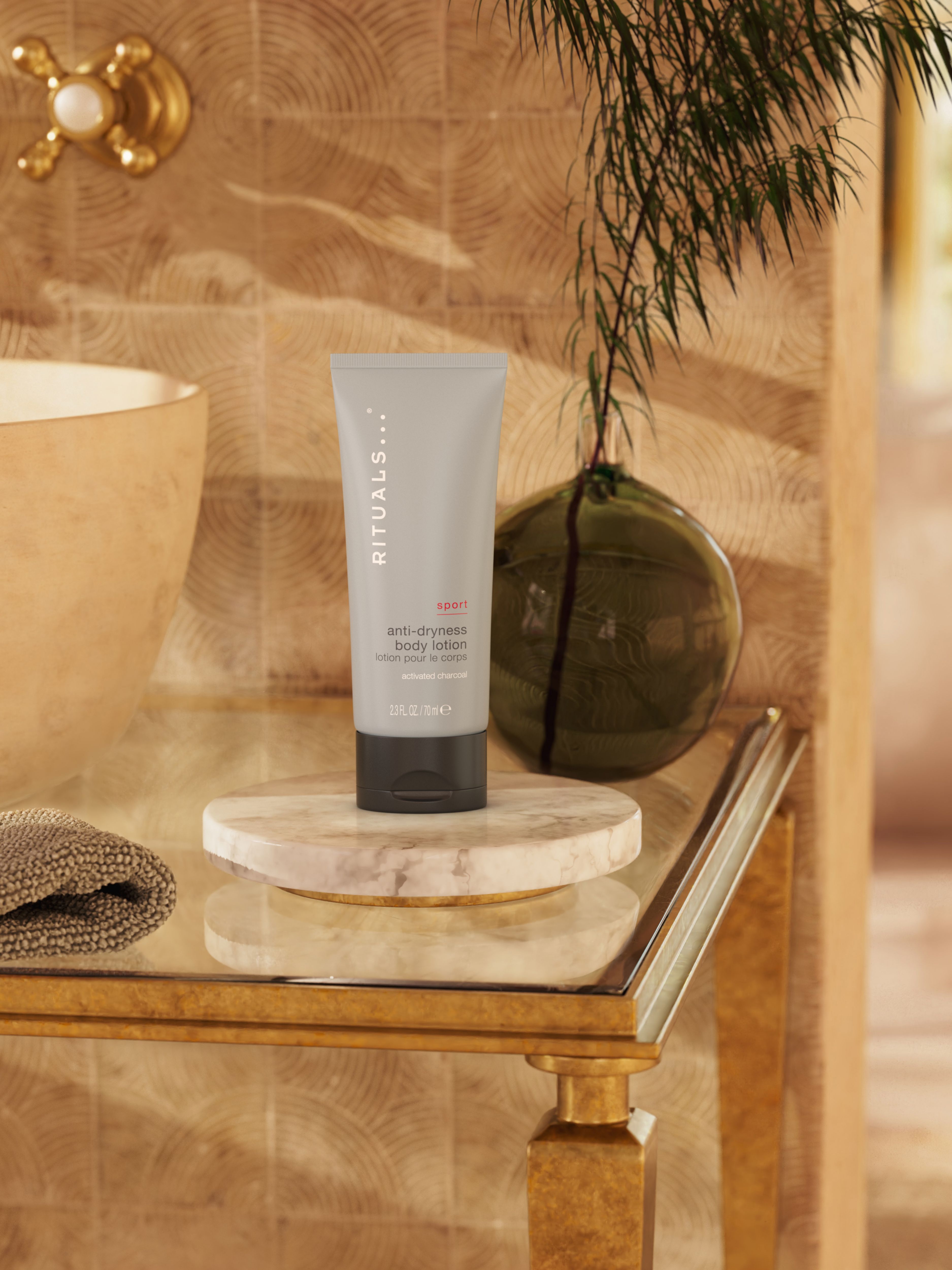 Sport Anti-Dryness Body Lotion 70ml Lifestyle with Product