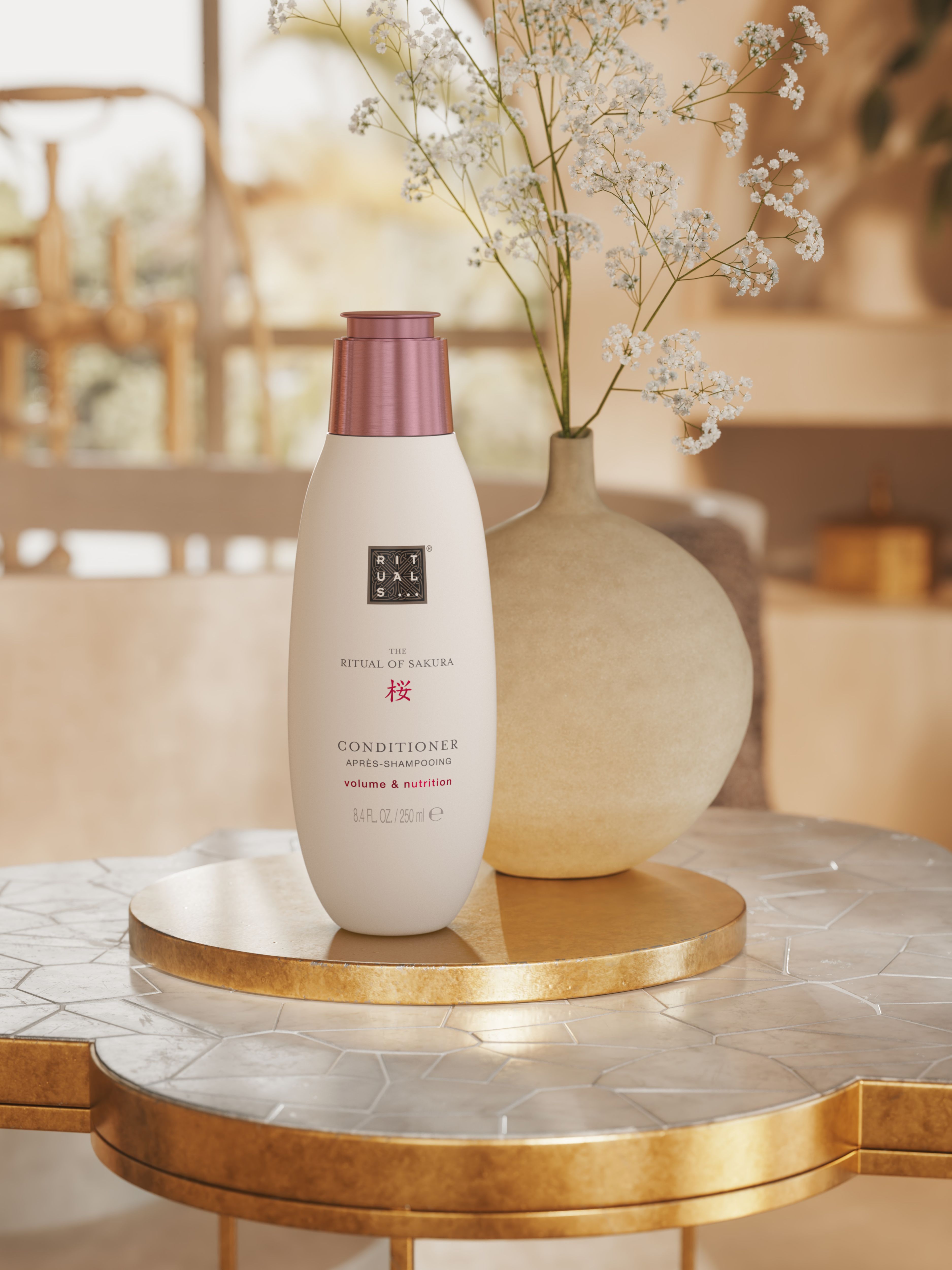 The Ritual of Sakura Conditioner Lifestyle with Product