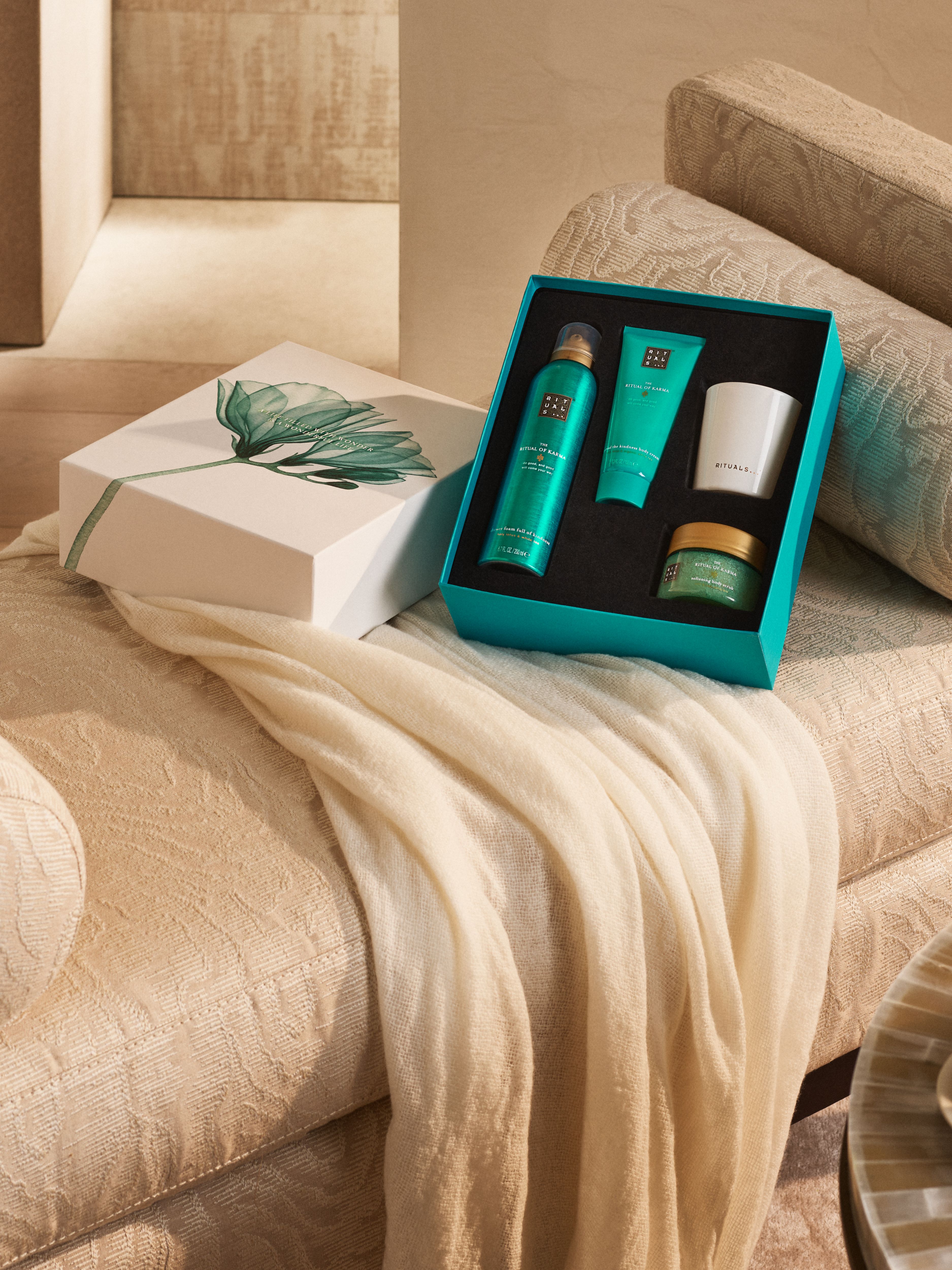 The Ritual of Karma - Medium Gift Set 2023 Lifestyle with Open Pack