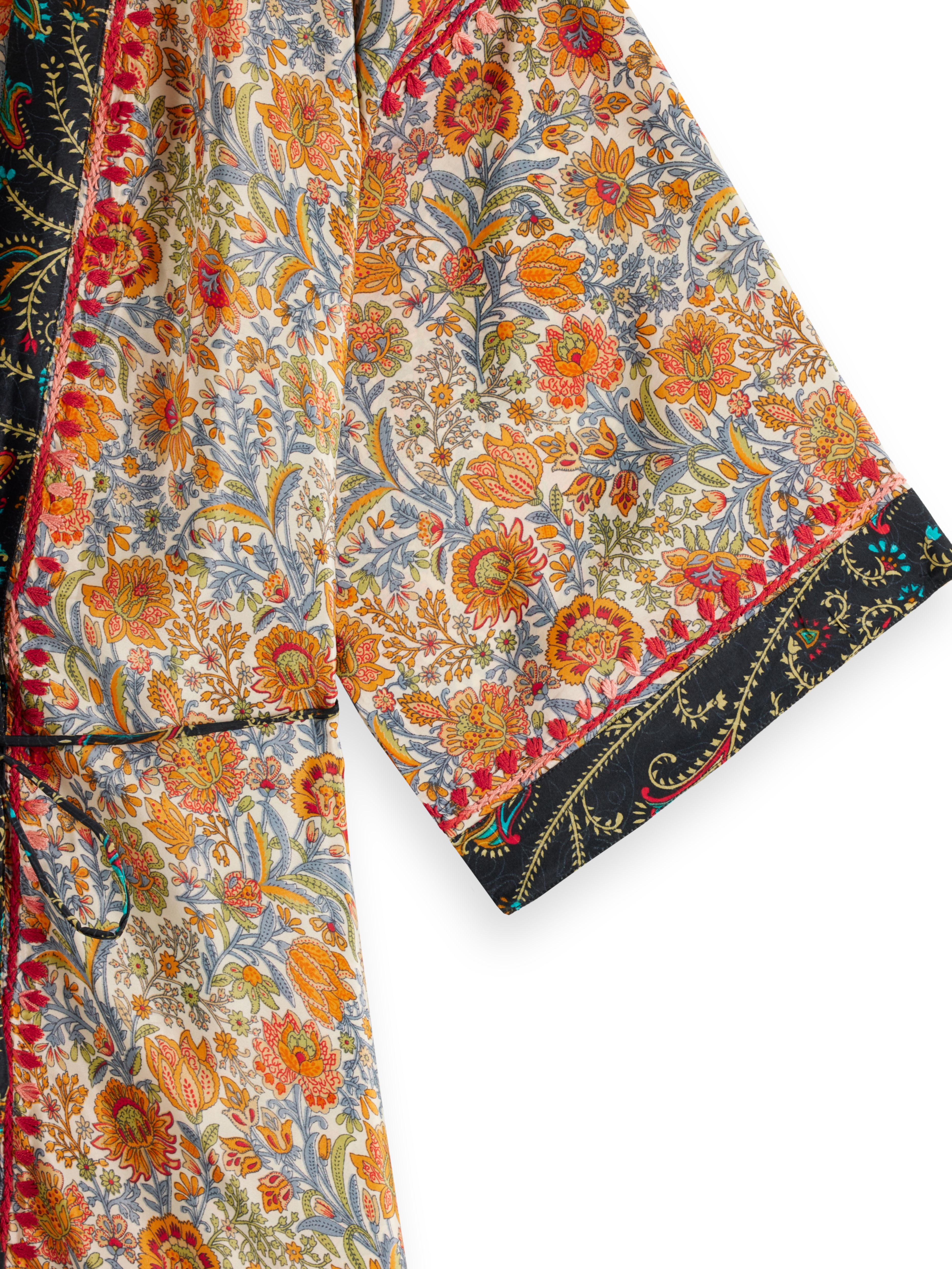 Jaypur Saree Kimono Flower Field