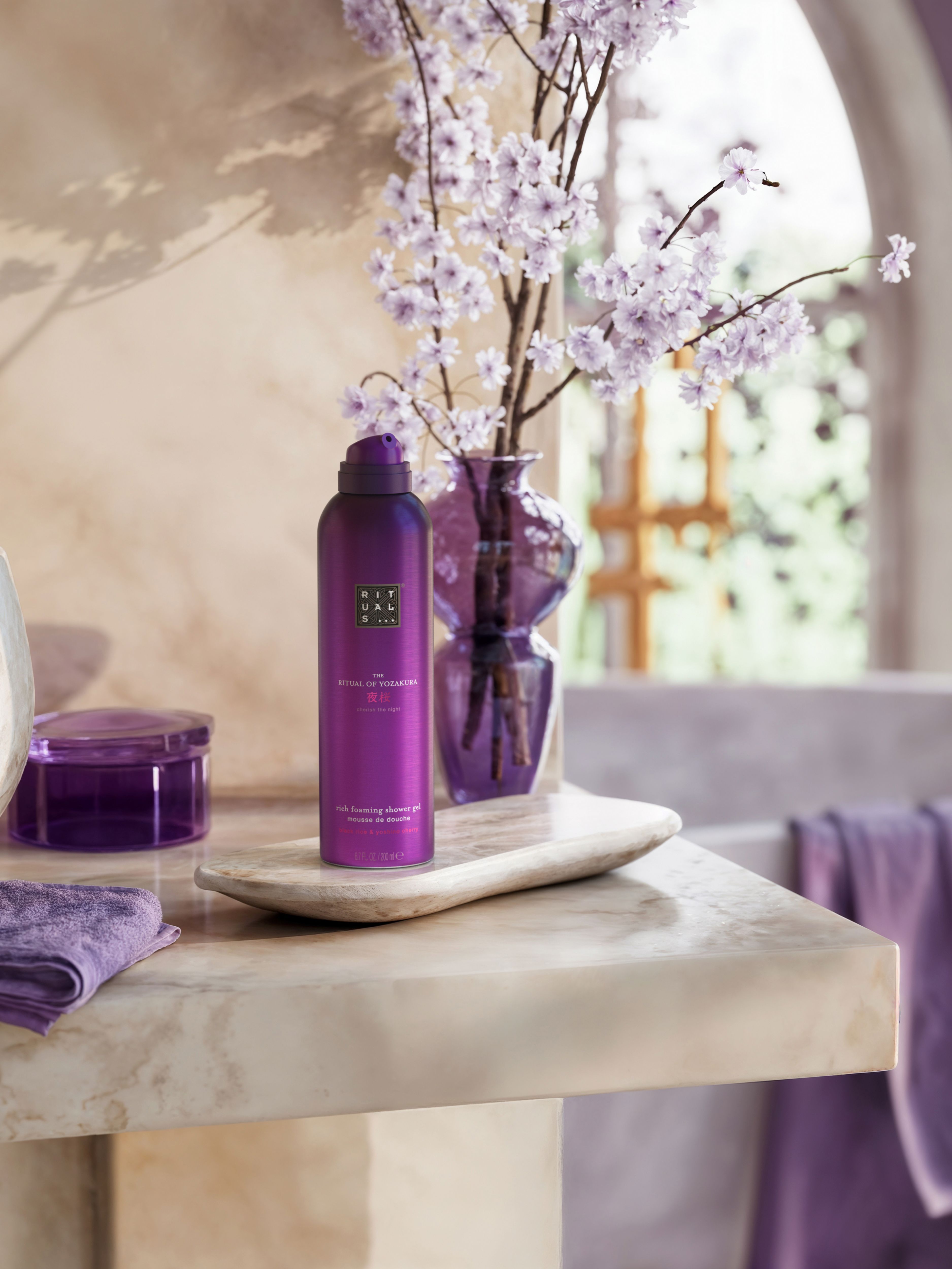 The Ritual of Yozakura Foaming Shower Gel Lifestyle with Product