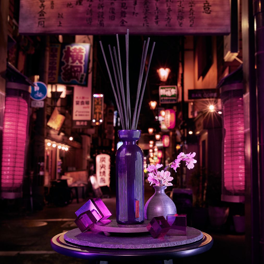 https://rituals.scene7.com/is/image/rituals/1117159-rituals-yo24024-yozakura-2024-fragrance-sticks:Square?resMode=sharp2&wid=1013&hei=1013