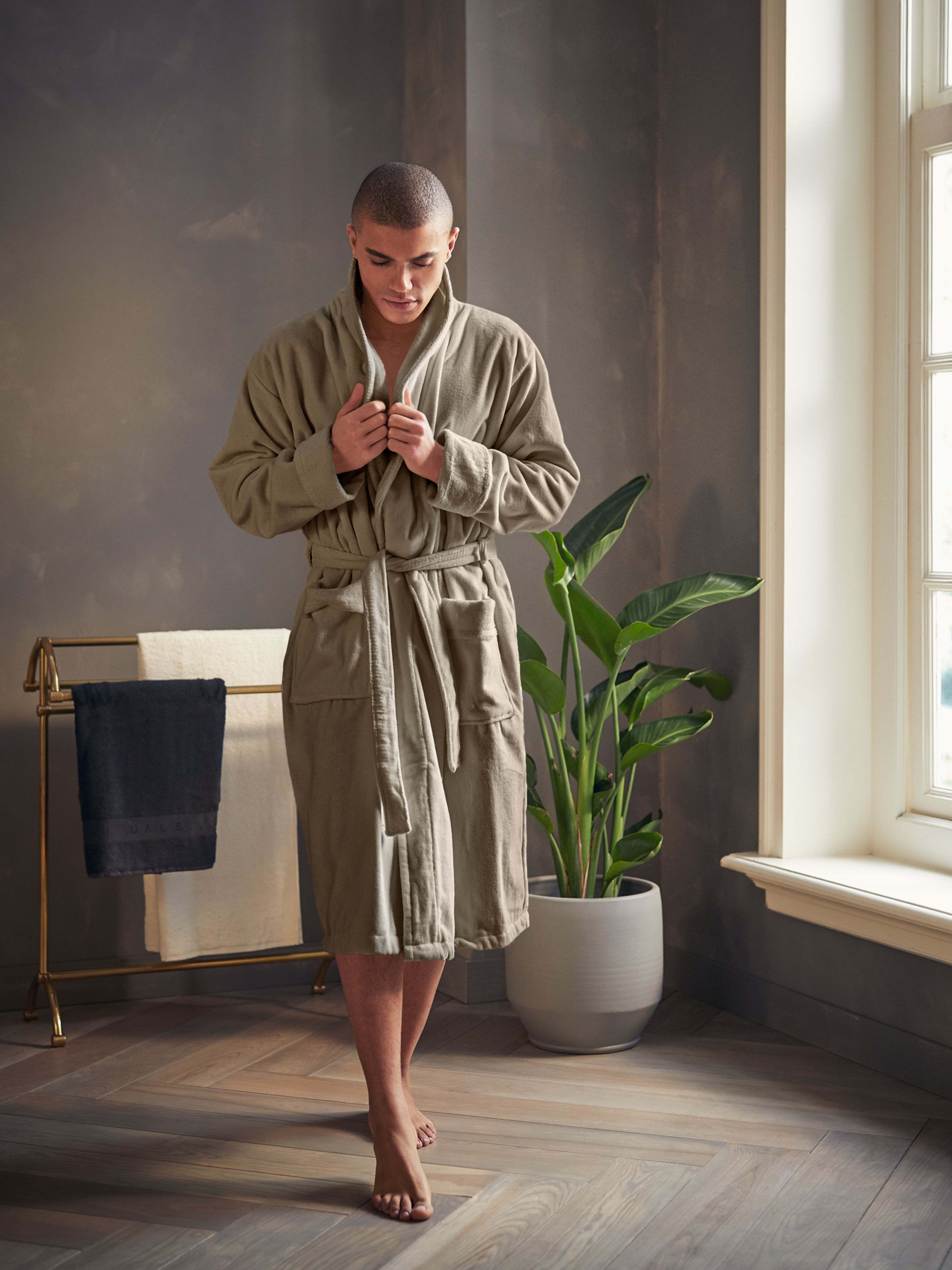 Super Smooth Cotton Bathrobe Men Sand L Lifestyle with Model and Packshot