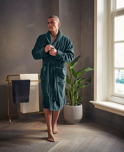 Men's bathrobe