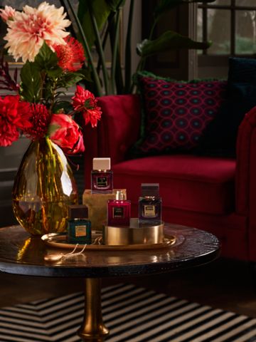 How to buy perfume as a gift - a handy guide