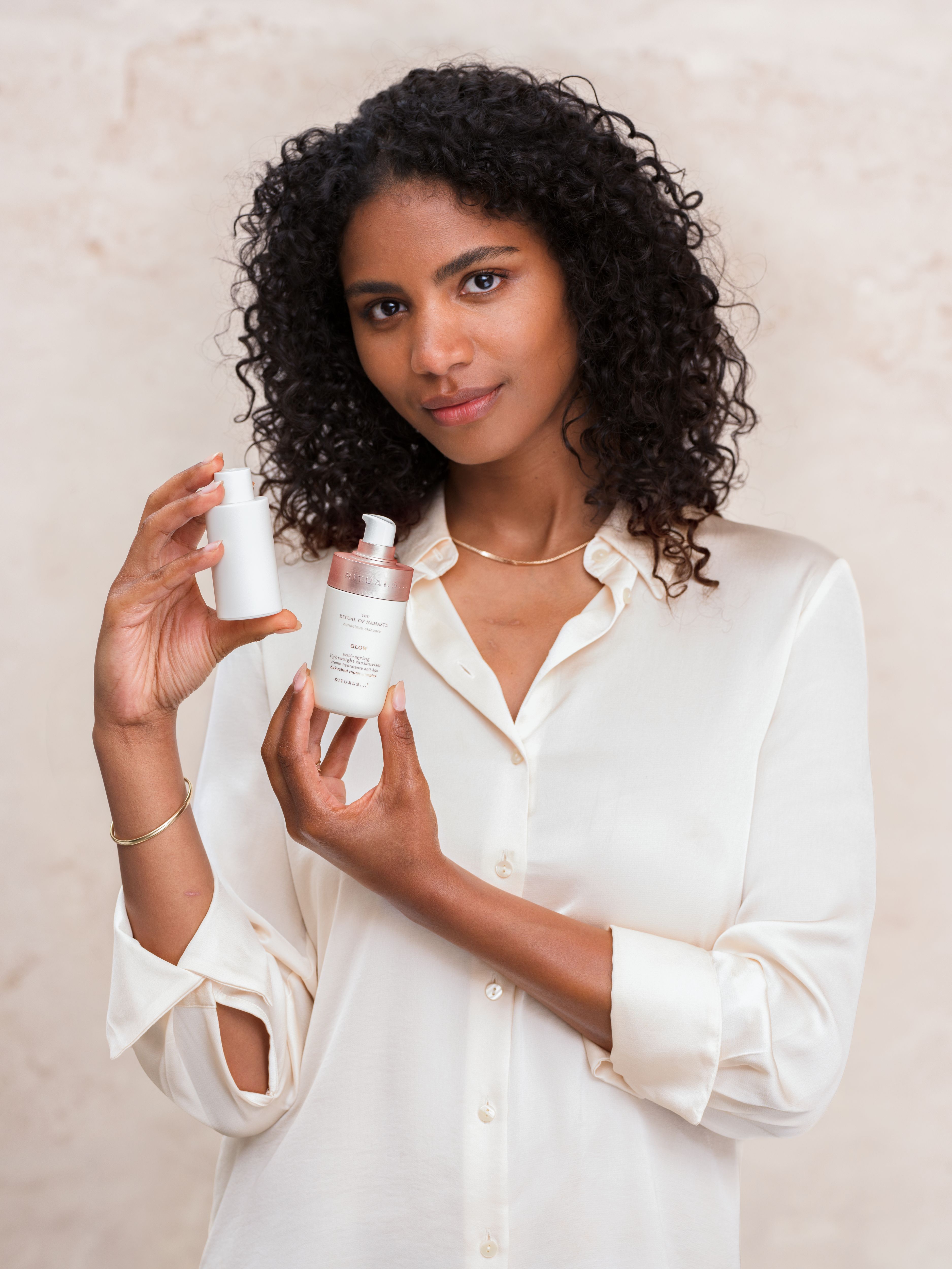 Namaste Anti-Ageing Lightweight Moisturiser Refill Studio with Model and Product