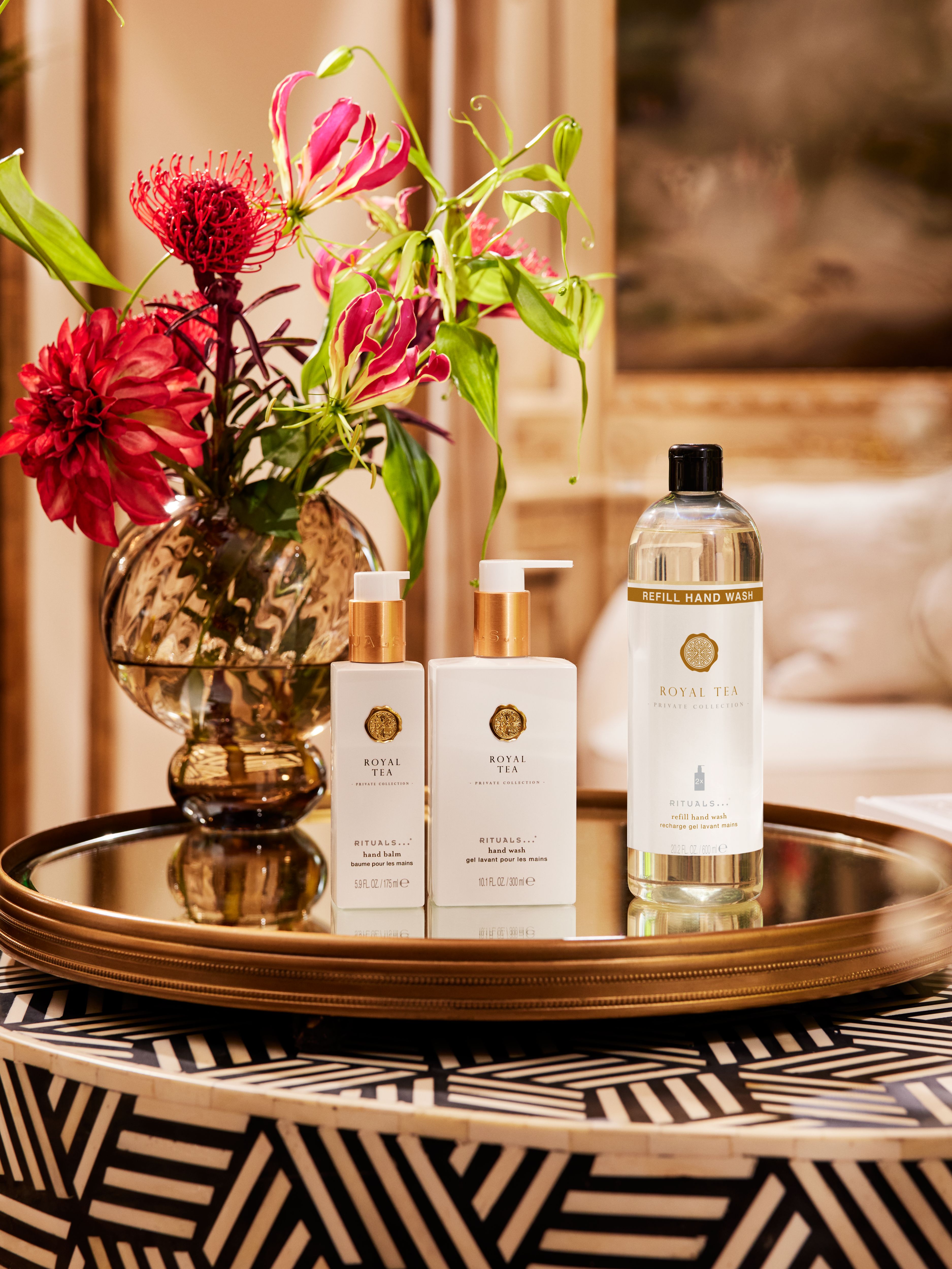 Royal Tea Refill Hand Wash 600ml Lifestyle with Product