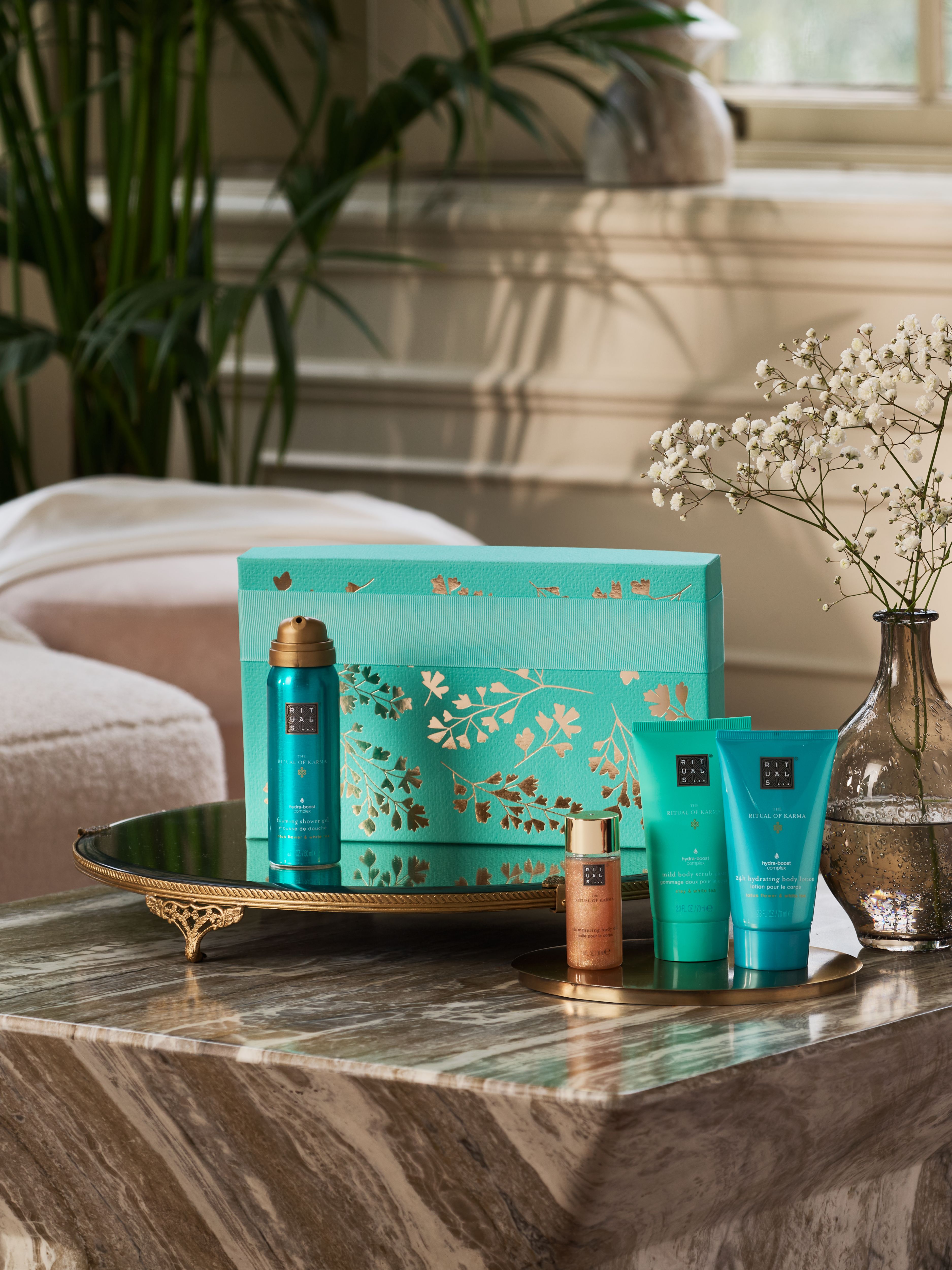 The Ritual of Karma - Small Gift Set 2024 Lifestyle with Closed Pack