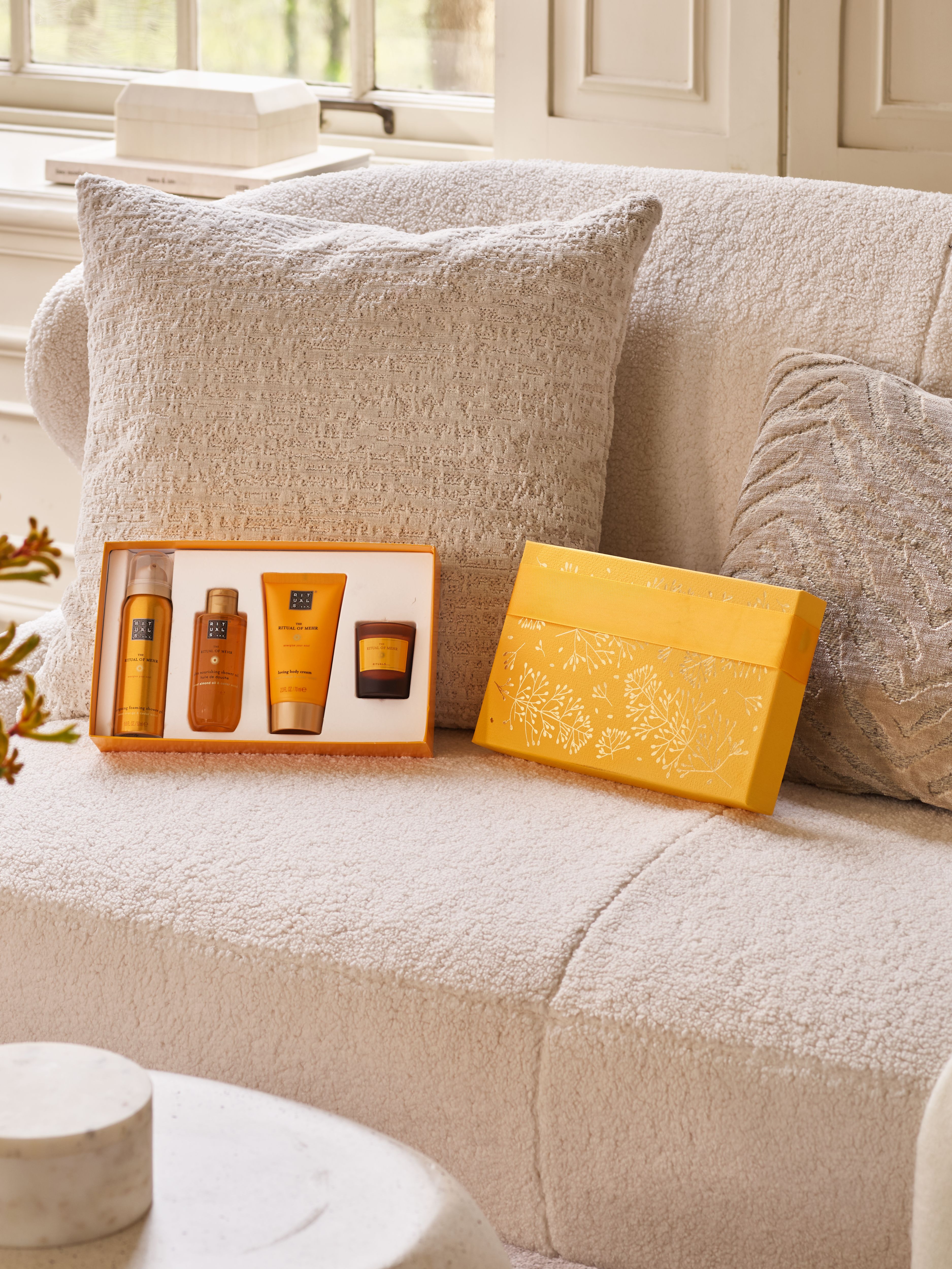 The Ritual of Mehr - Small Gift Set 2024 Lifestyle with Open Pack