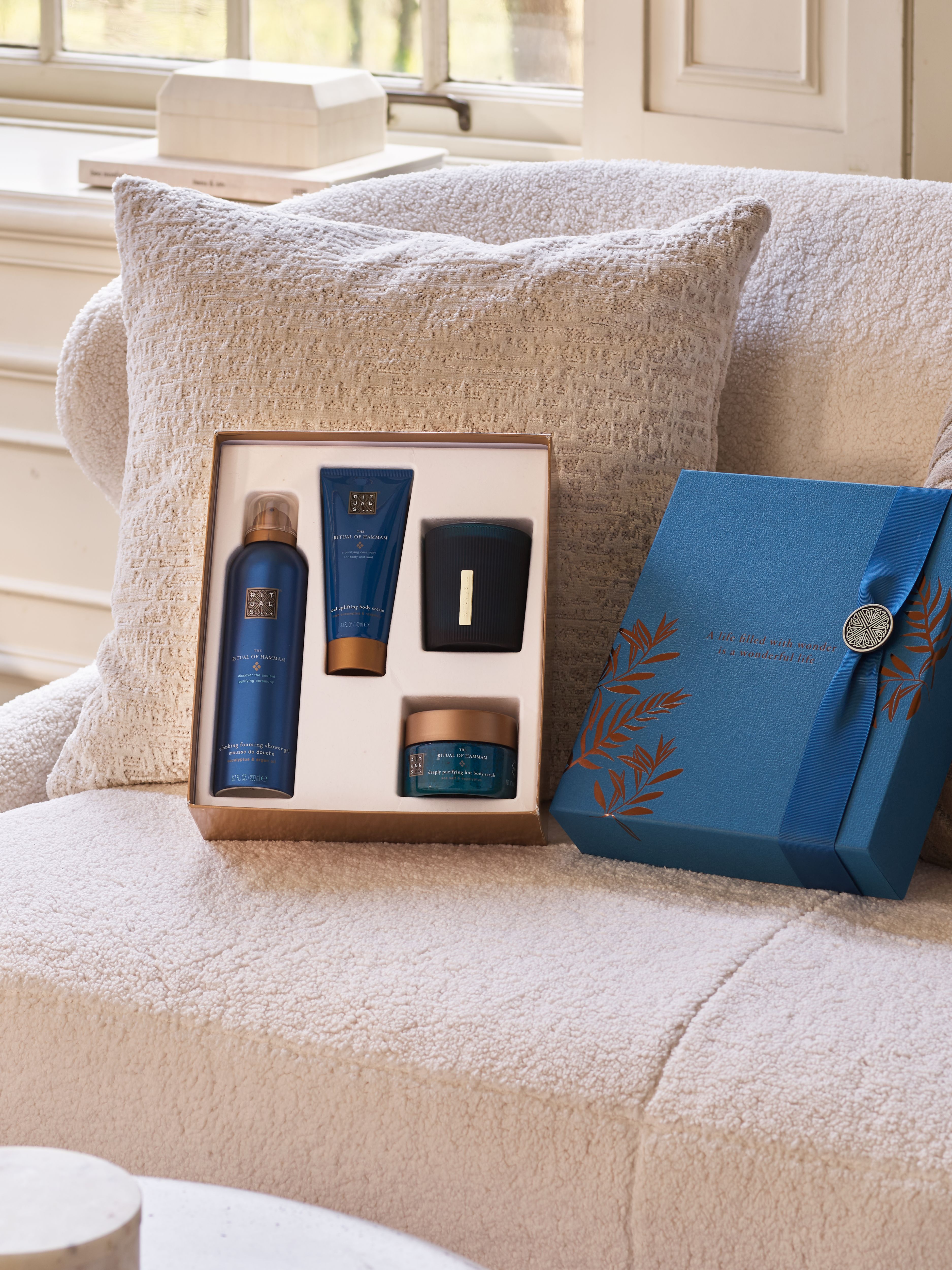 The Ritual of Hammam - Medium Gift Set 2024 Lifestyle with Open Pack