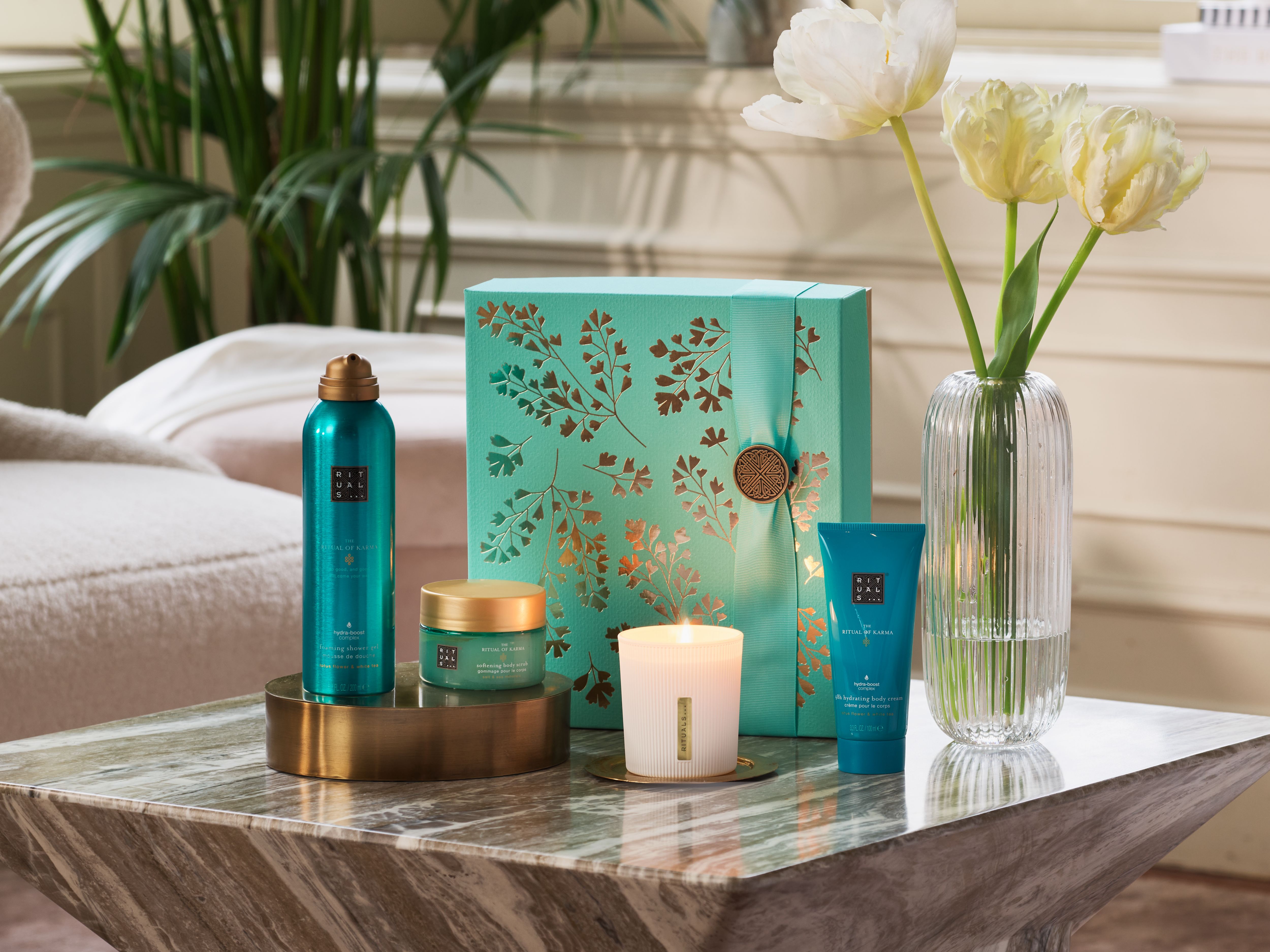 foaming shower gel 200ml, body cream 100ml, body scrub 125g, scented candle 140g, karma, Blue, RITUALS