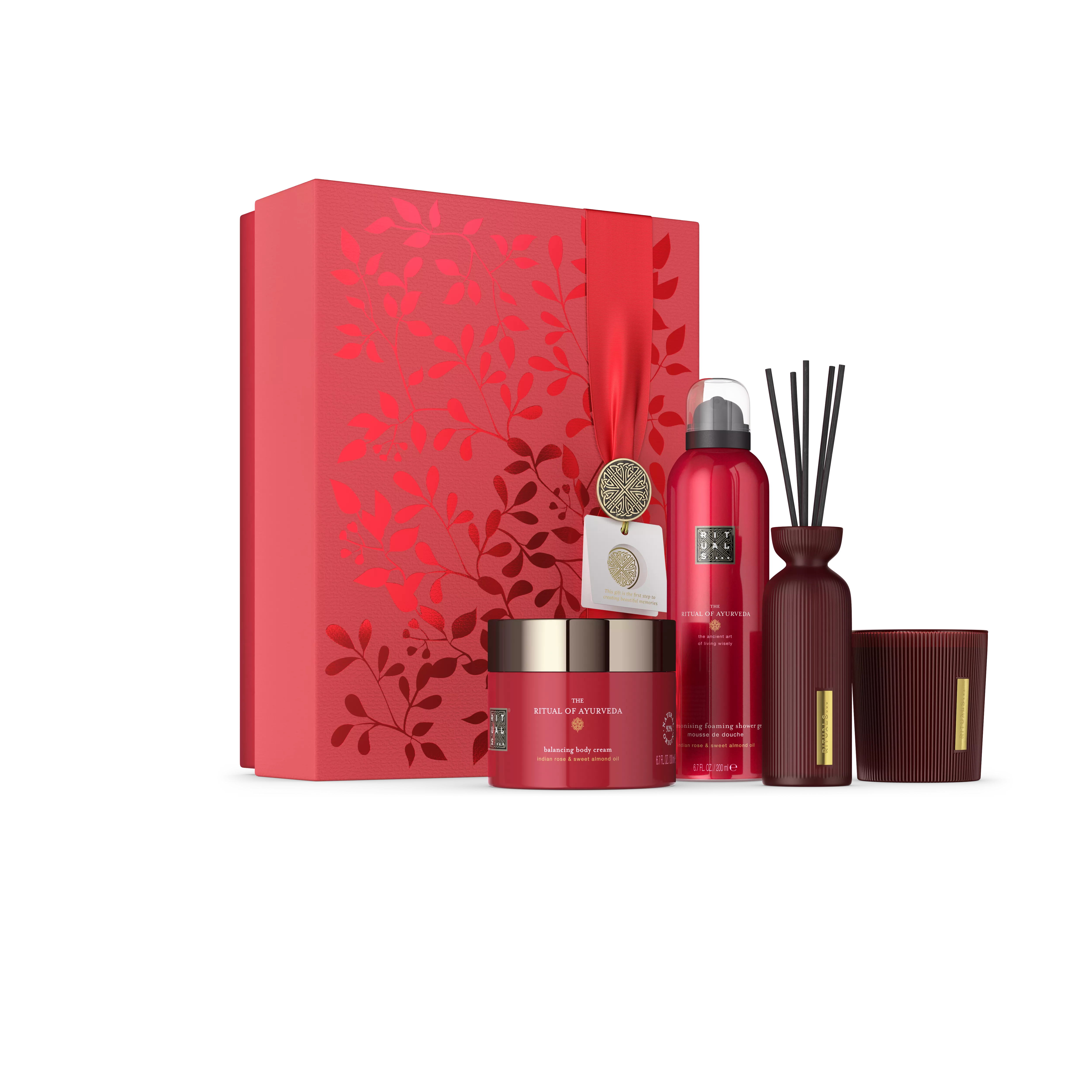 gel de ducha en espuma 200 ml, crema corporal 200 ml, vela aromática 140 g, minibarritas aromáticas 70 ml, ayurveda, Rojo, RITUALS