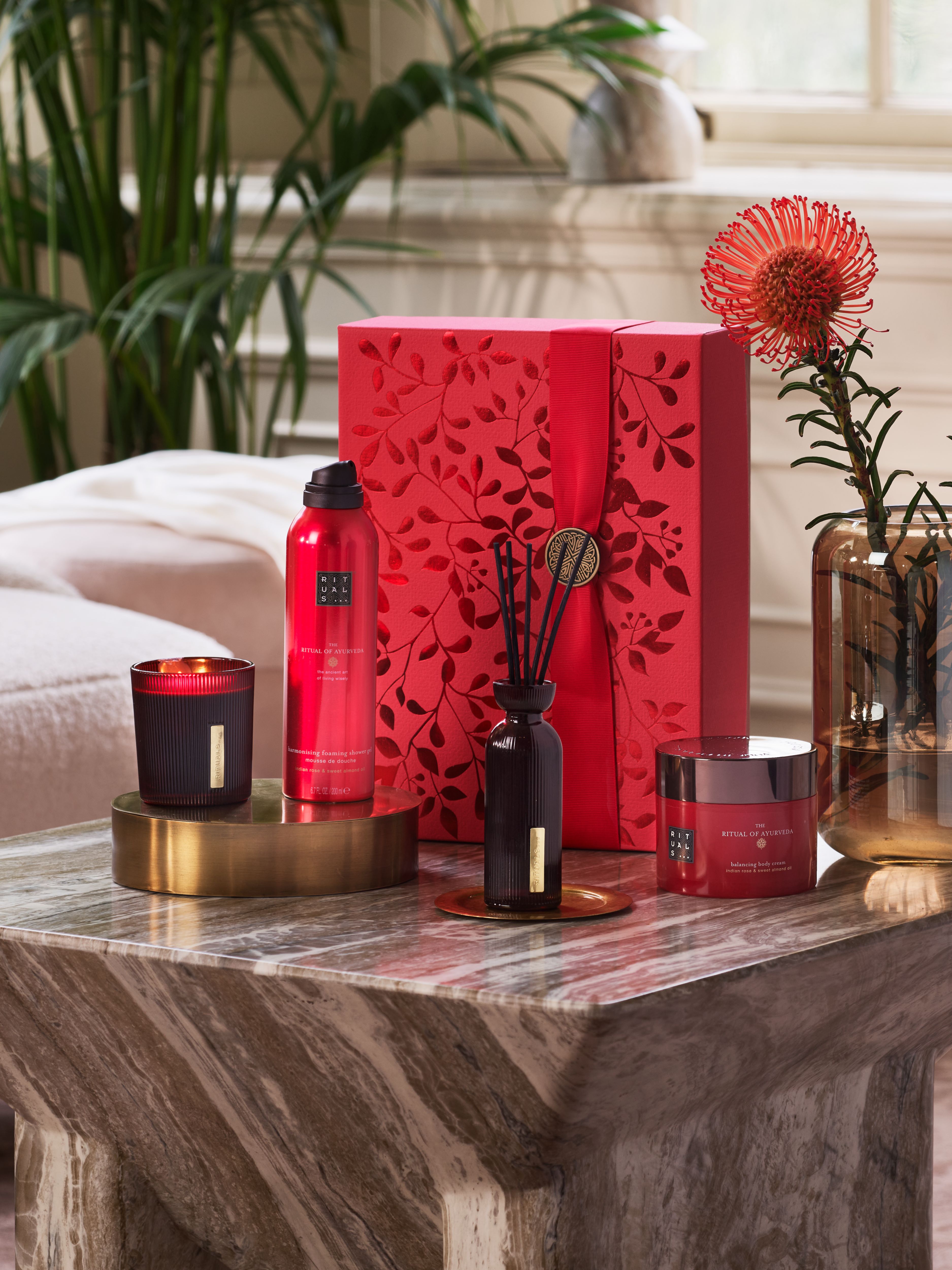 The Ritual of Ayurveda - Large Gift Set 2024 Lifestyle with Closed Pack