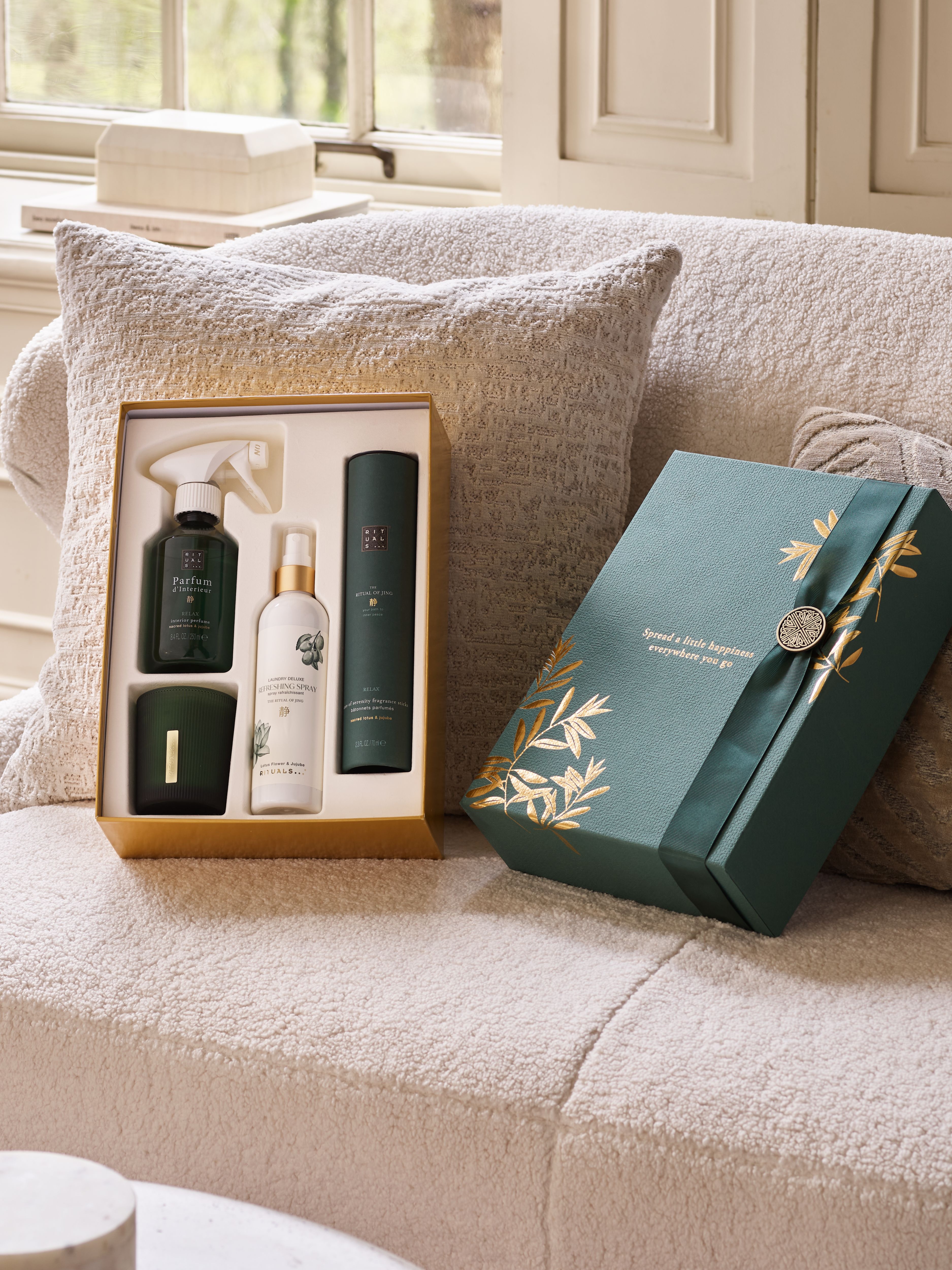 The Ritual of Jing - Large Gift Set 2023 Lifestyle with Open Pack