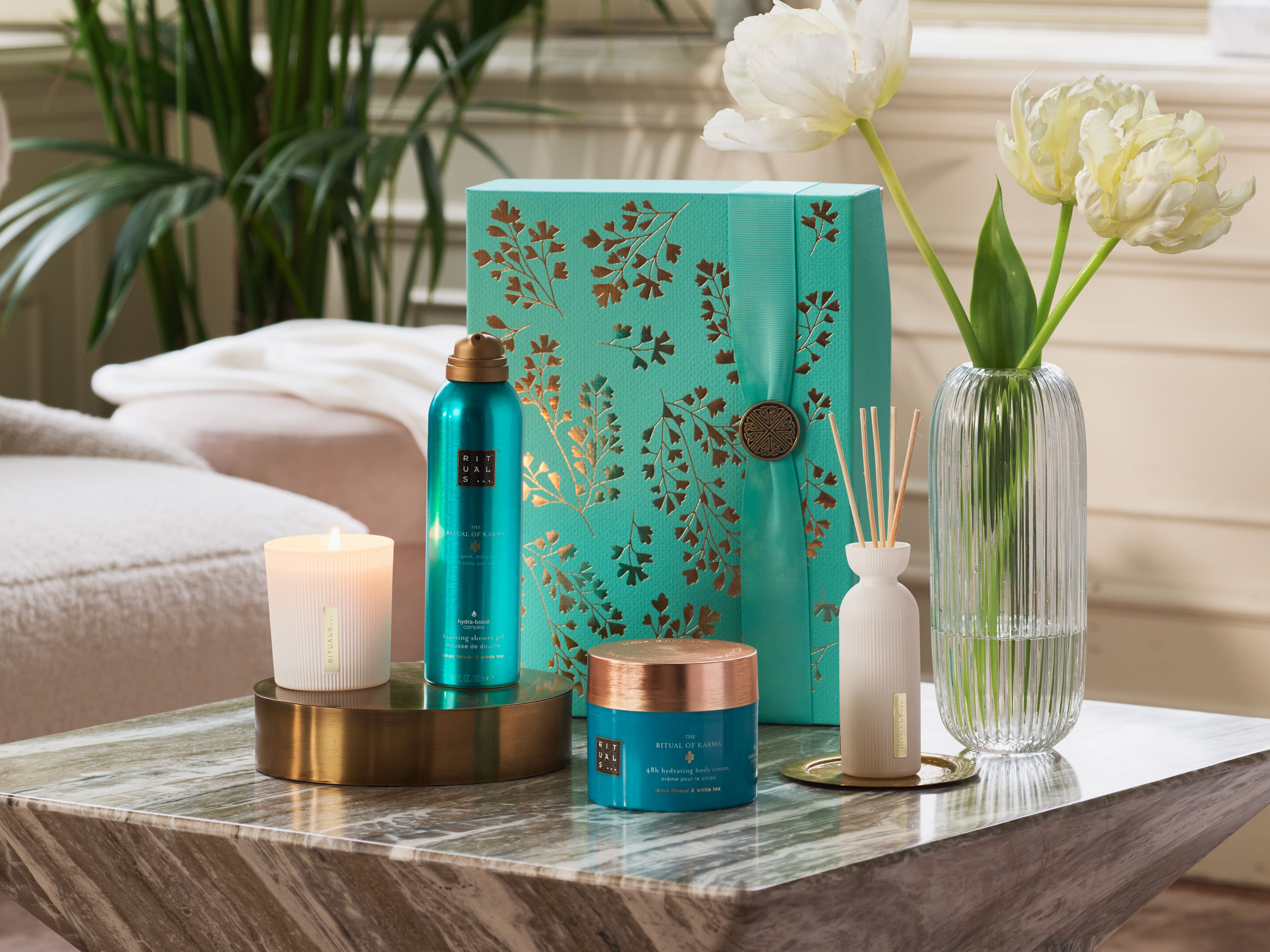 foaming shower gel 200ml, body cream 200ml, scented candle 140g, mini fragrance sticks 70ml, karma, Blue, RITUALS