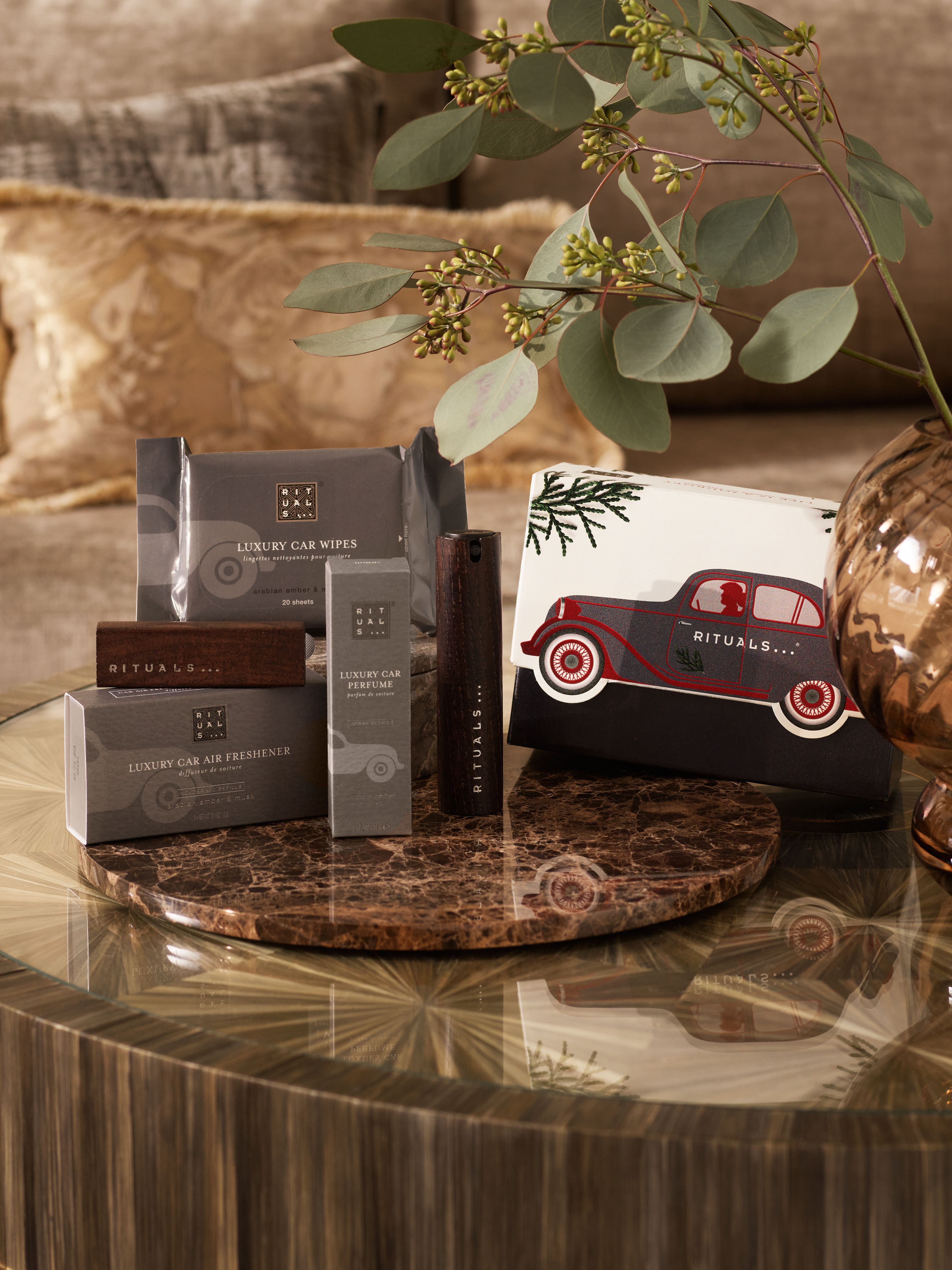 Car Gift Set Homme Lifestyle with Closed Pack