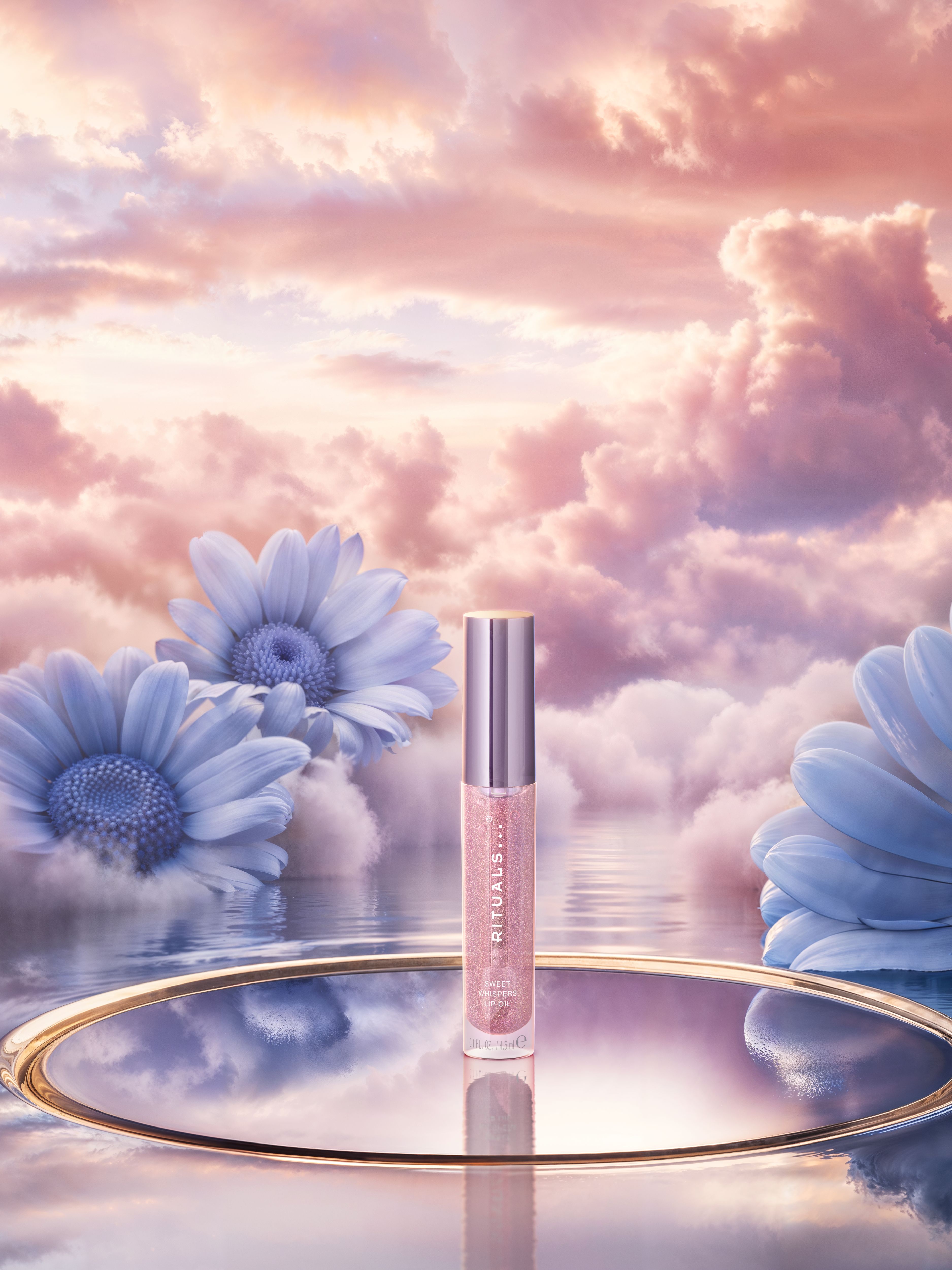 Lip Oil - Dream Lifestyle with Product
