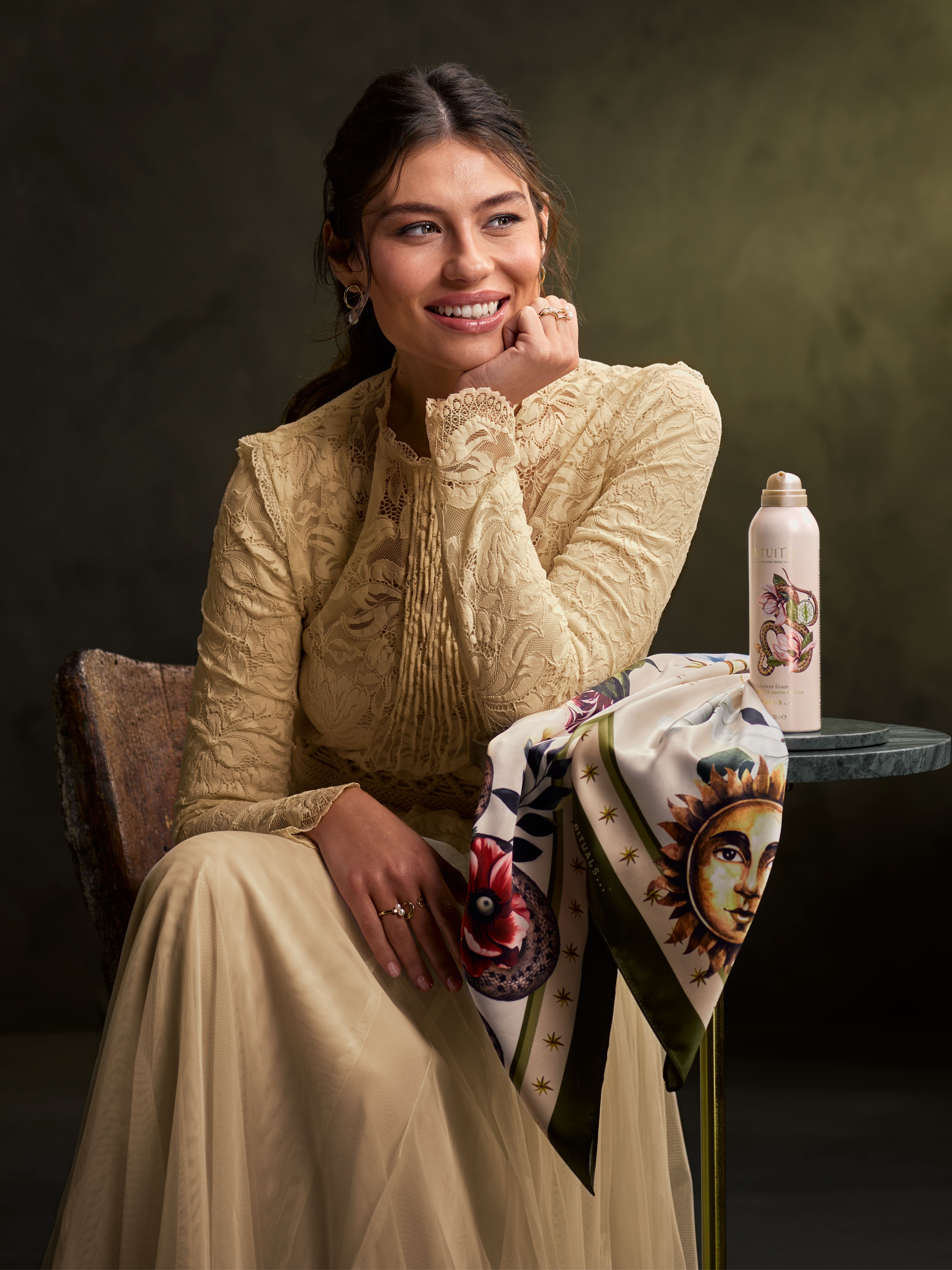 Intuitia Velvety Foaming Shower Gel Lifestyle with Model and Packshot