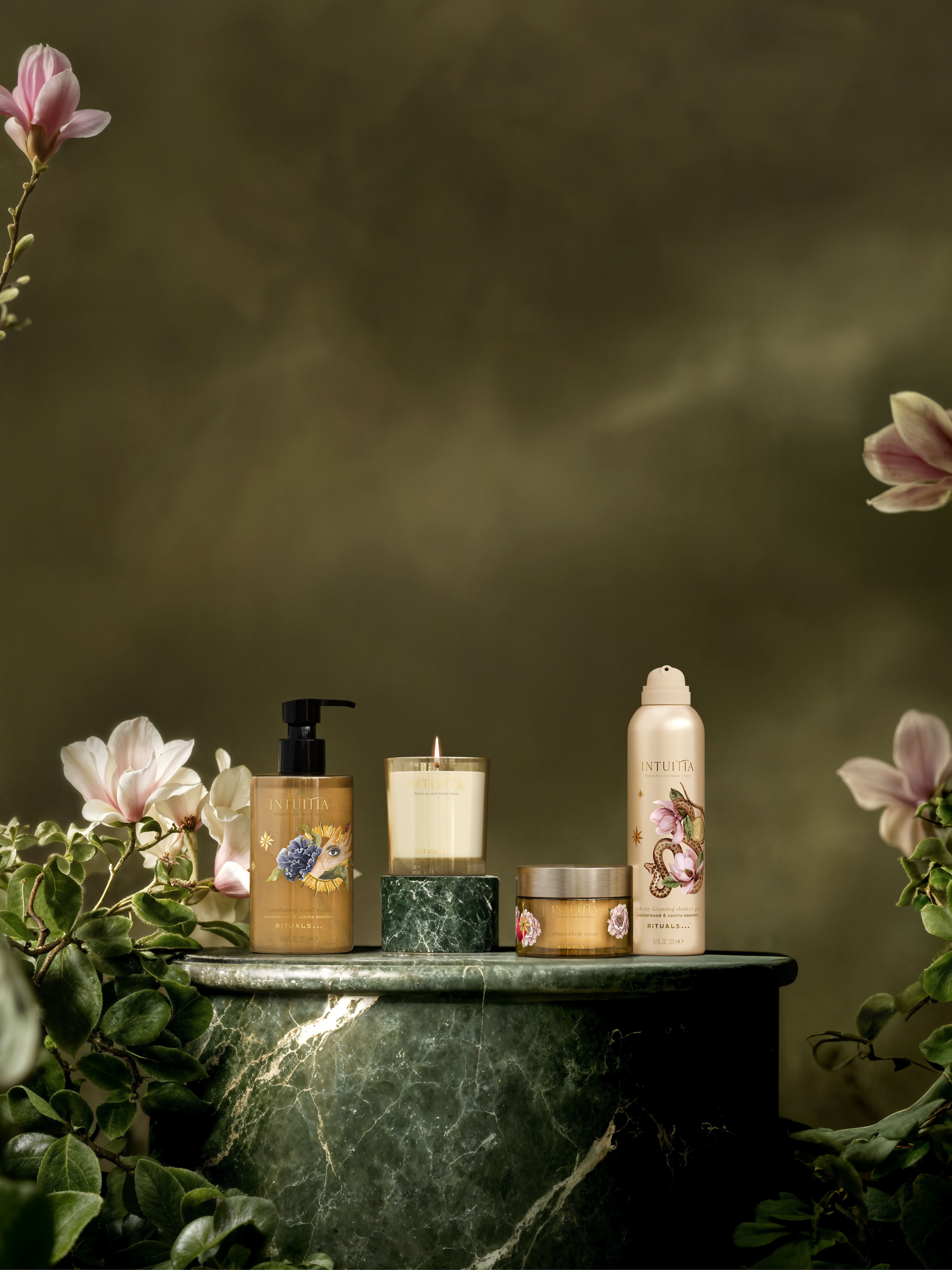 Intuitia - Large Gift Set Lifestyle with Open Pack