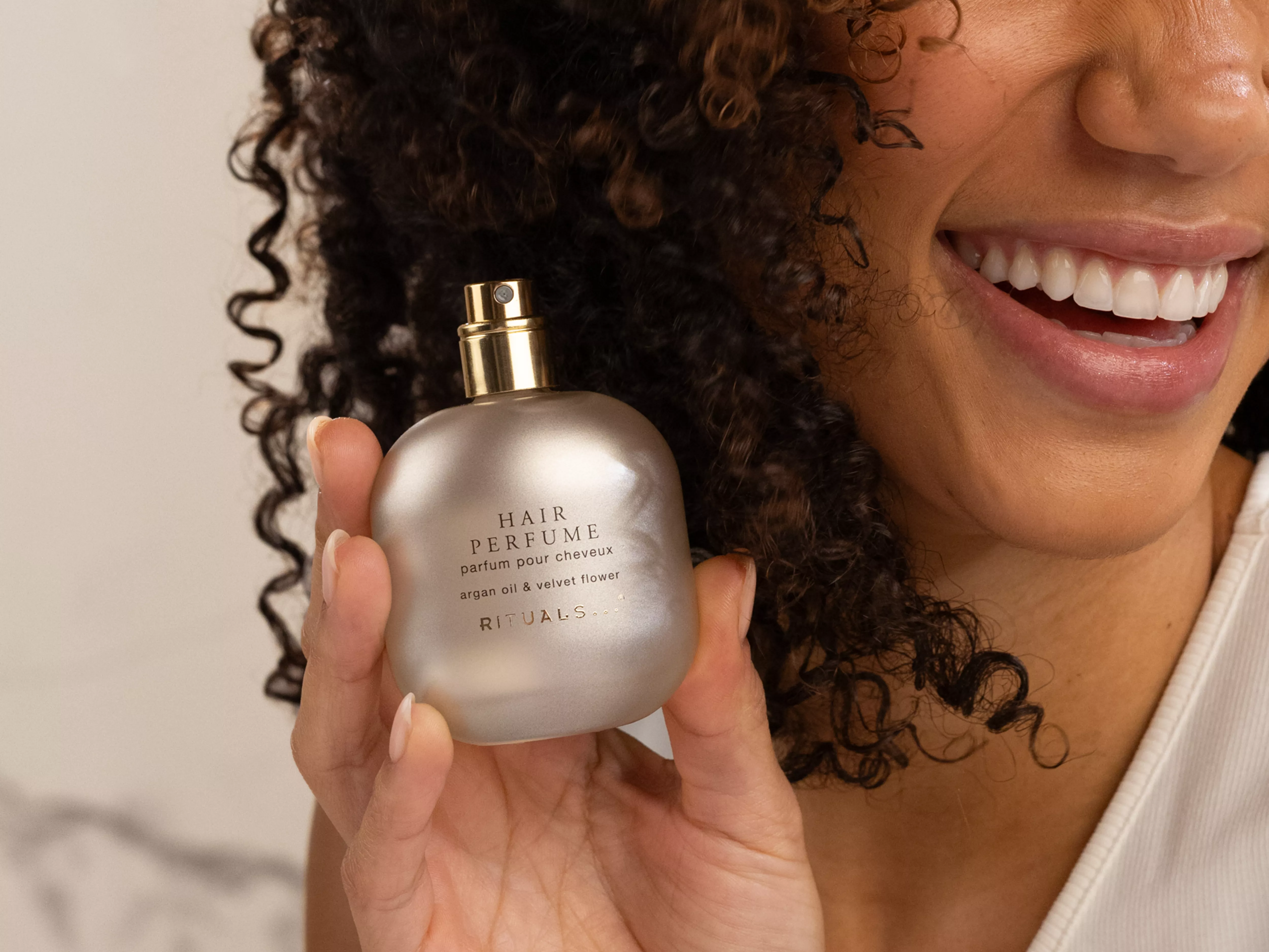 1119819-rituals-hc25005-hair-perfume-2025