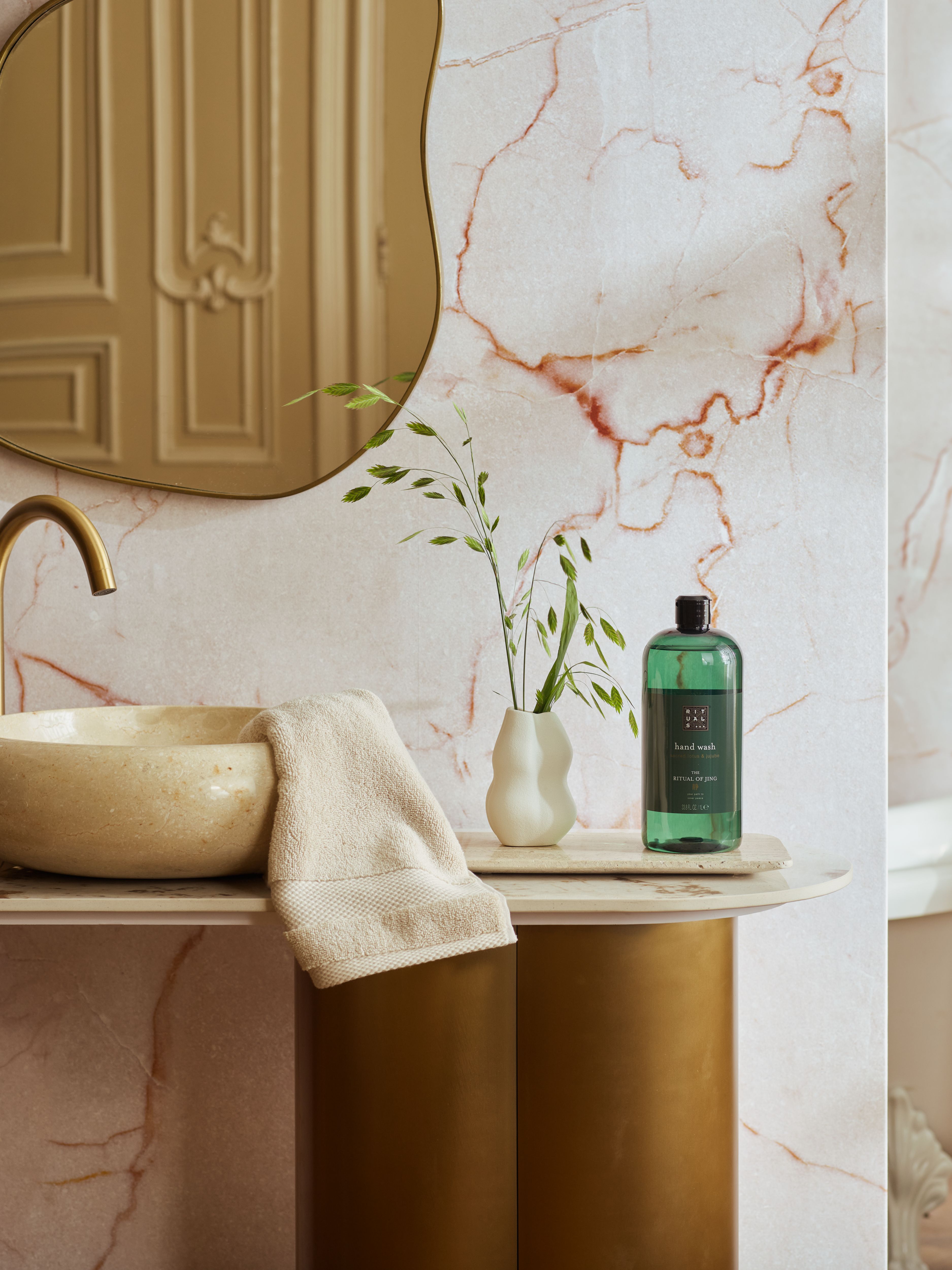 The Ritual of Jing Hand Wash Refill - HL Lifestyle with Product