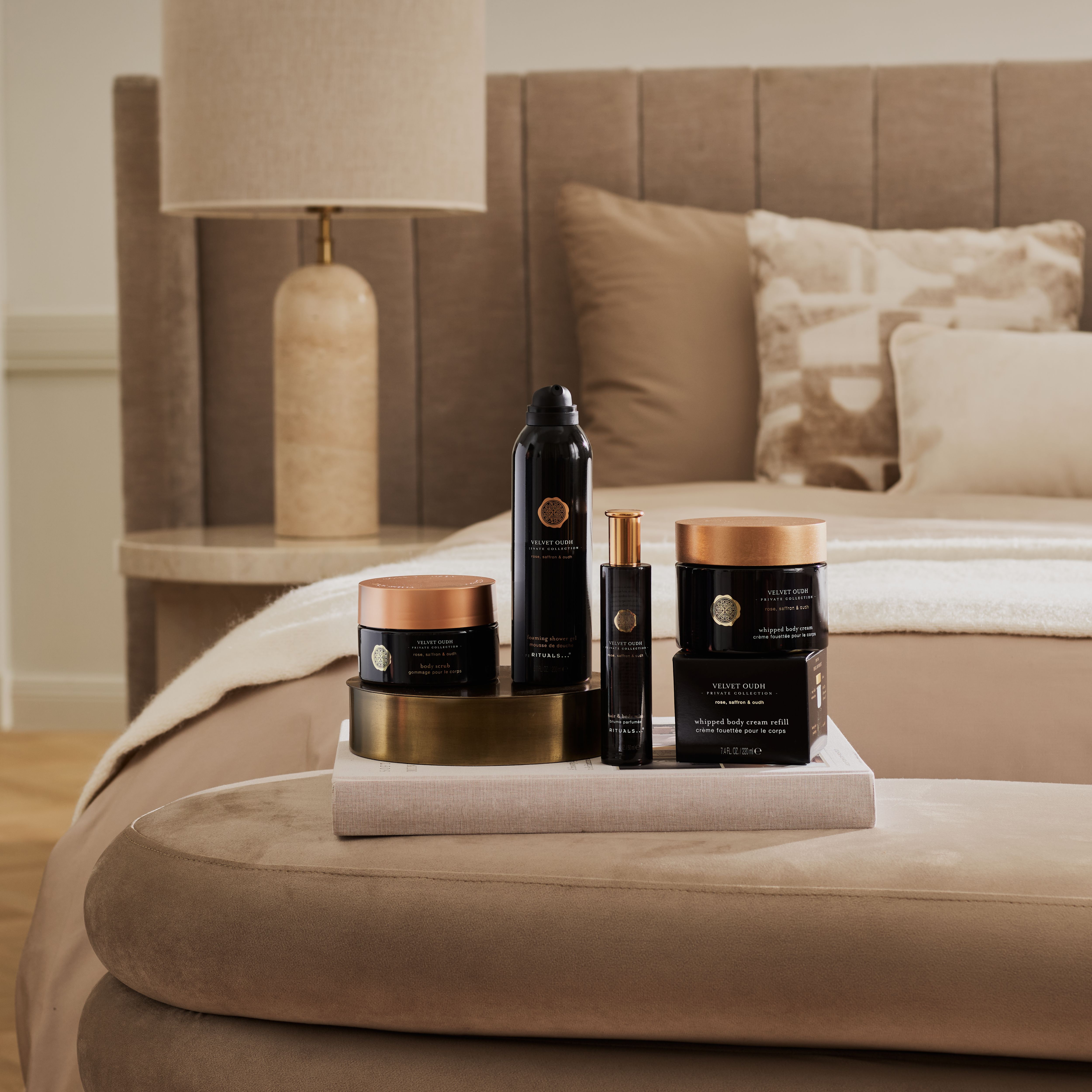 Velvet Oudh Foaming Shower Gel