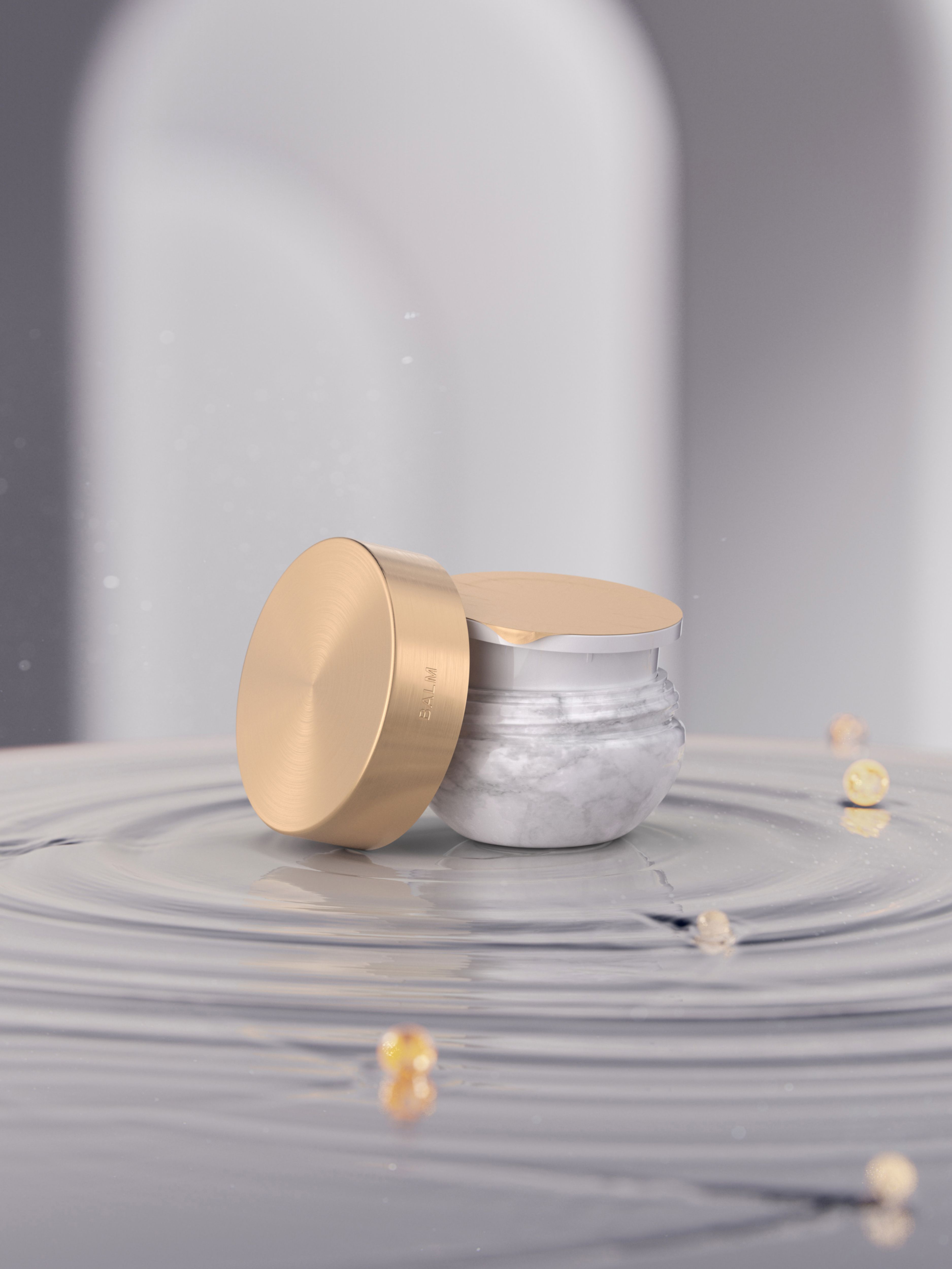 Enriched Night Balm ​Refill Lifestyle with Product