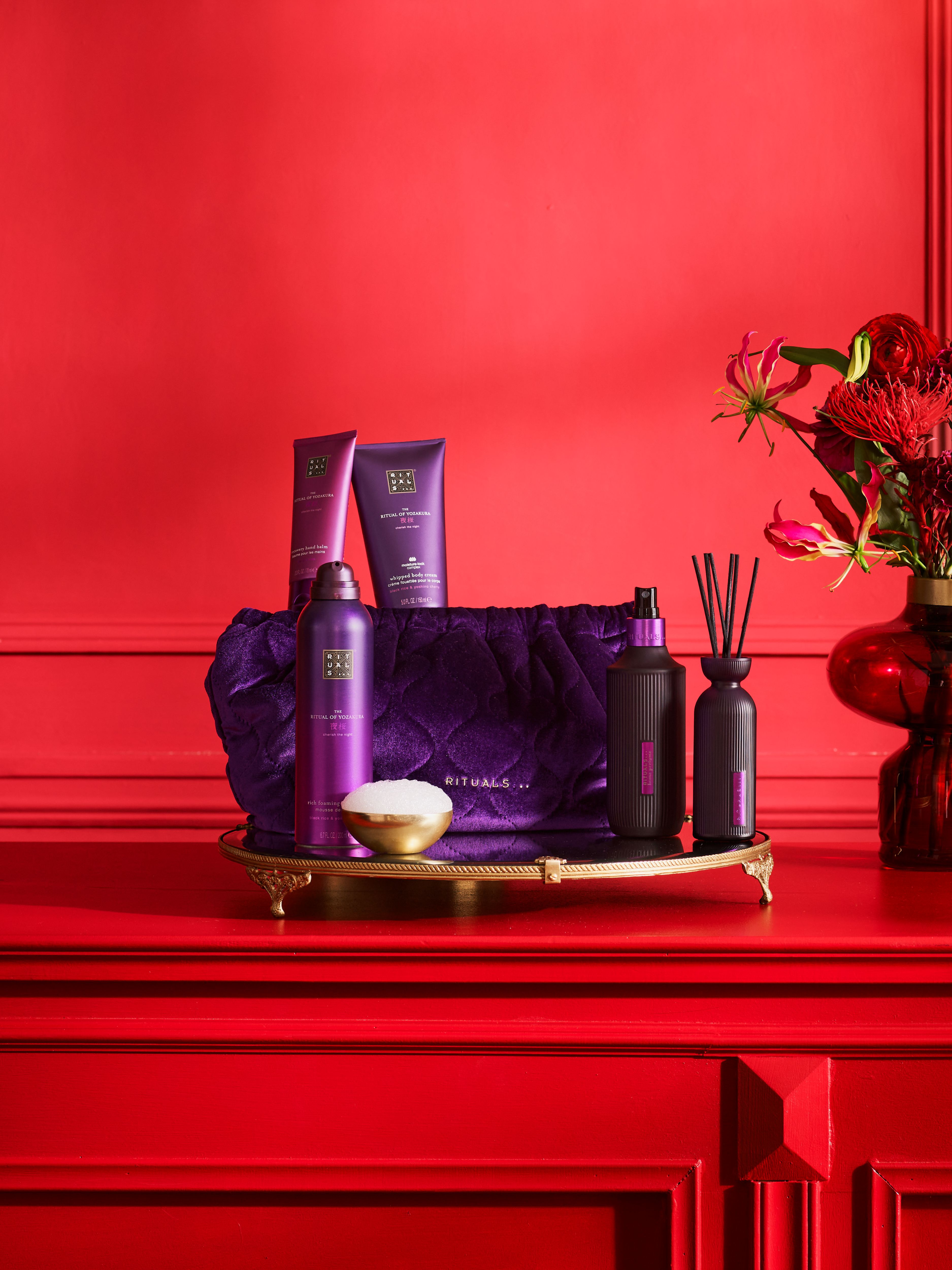The Ritual of Yozakura - Large Gift Set 2025 Oct Lifestyle with Product