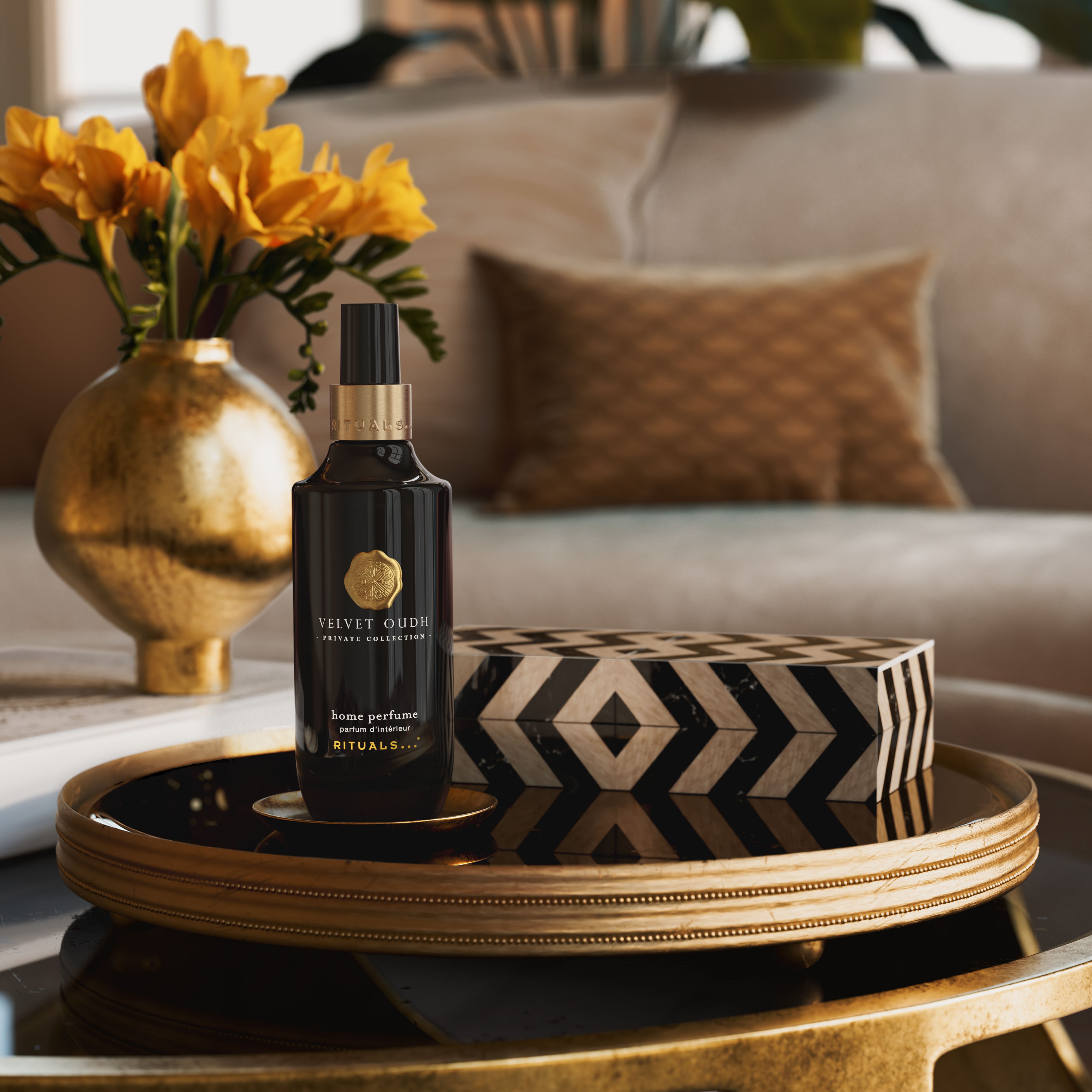 Private Collection, Velvet Oudh Home Perfume