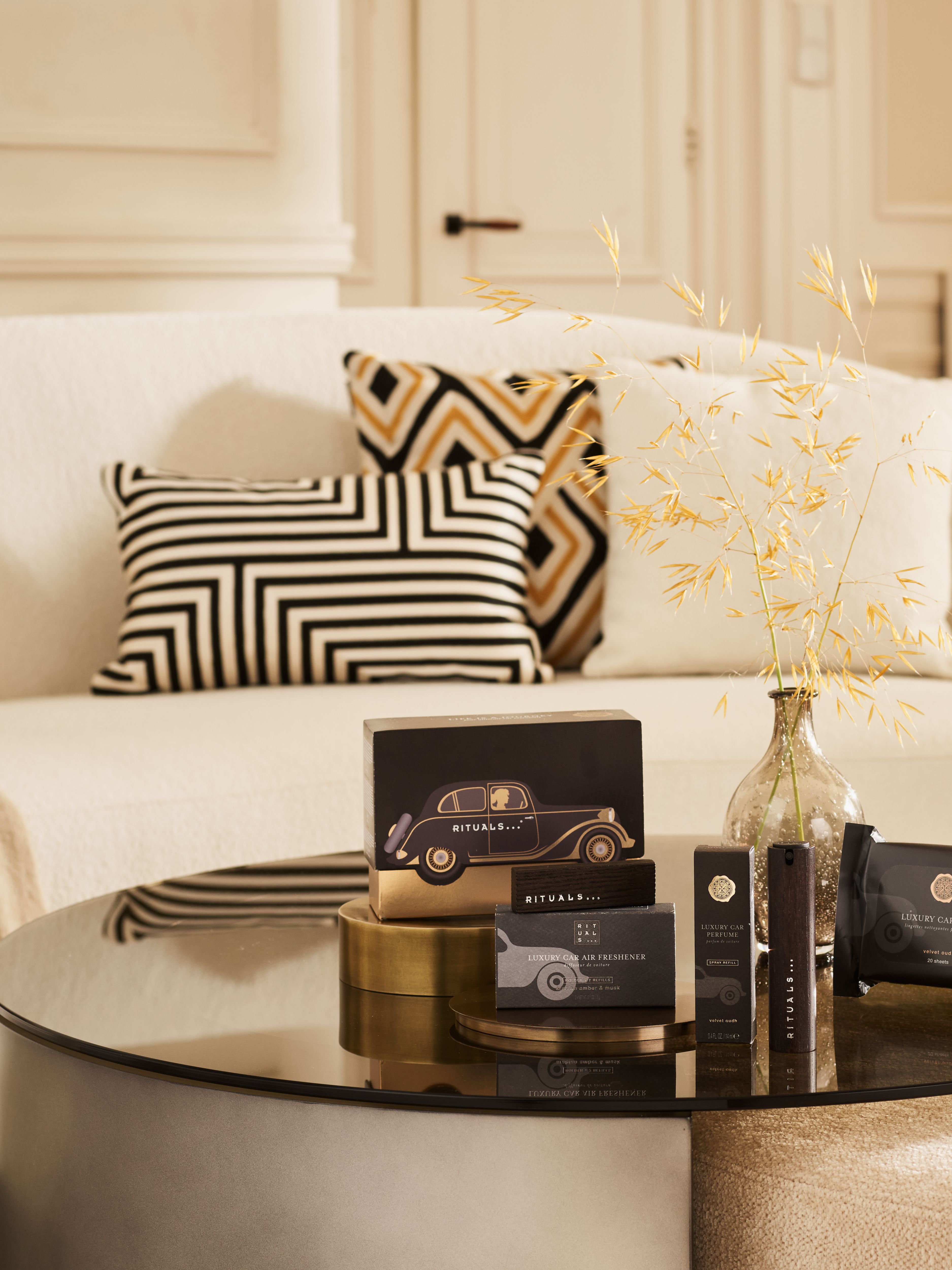 Car Gift Set Velvet Oudh 2025 Lifestyle with Closed Pack