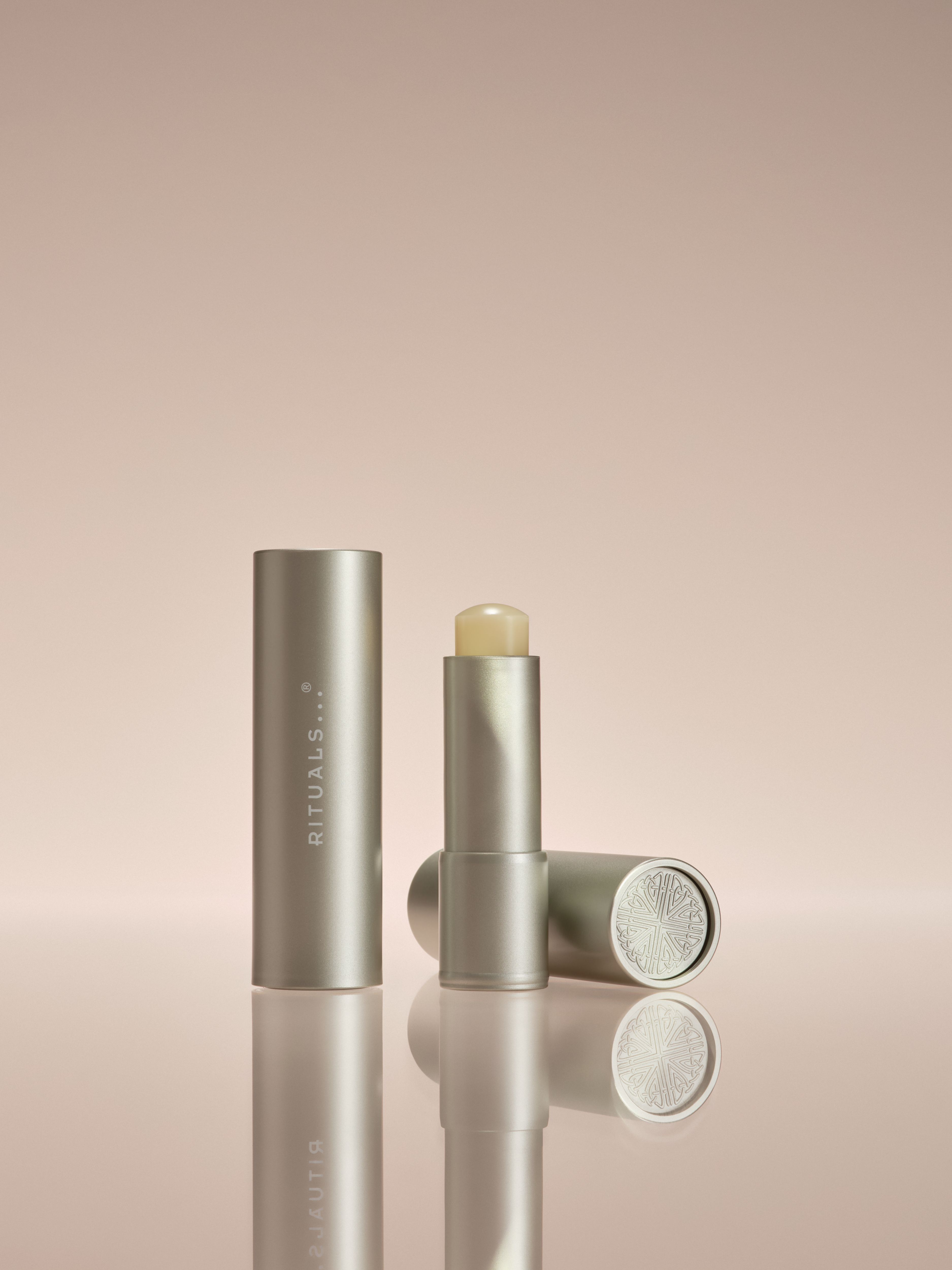 Advanced Lip Balm - Repair Studio with Product