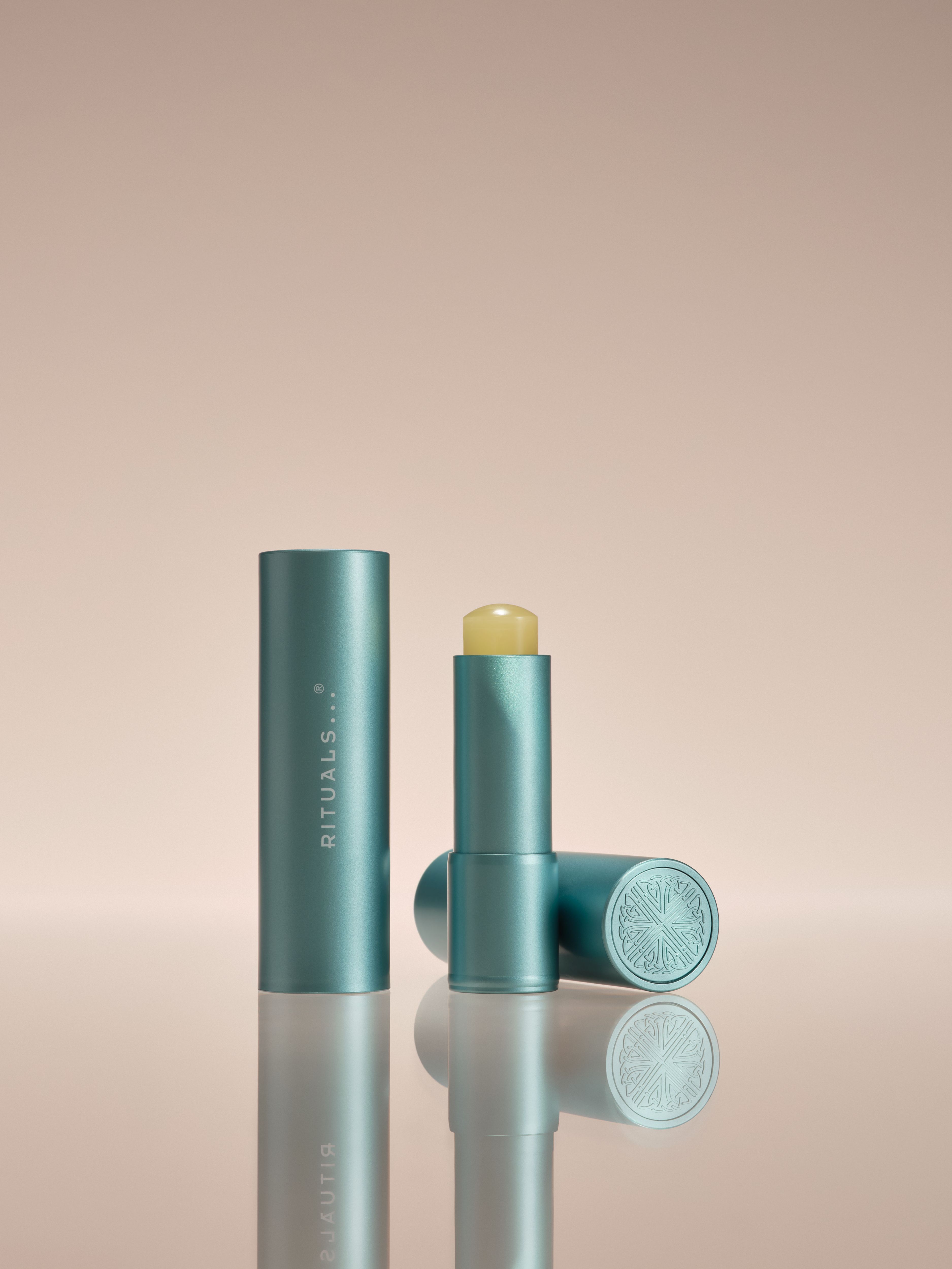 Advanced Lip Balm - SPF 30 Studio with Product