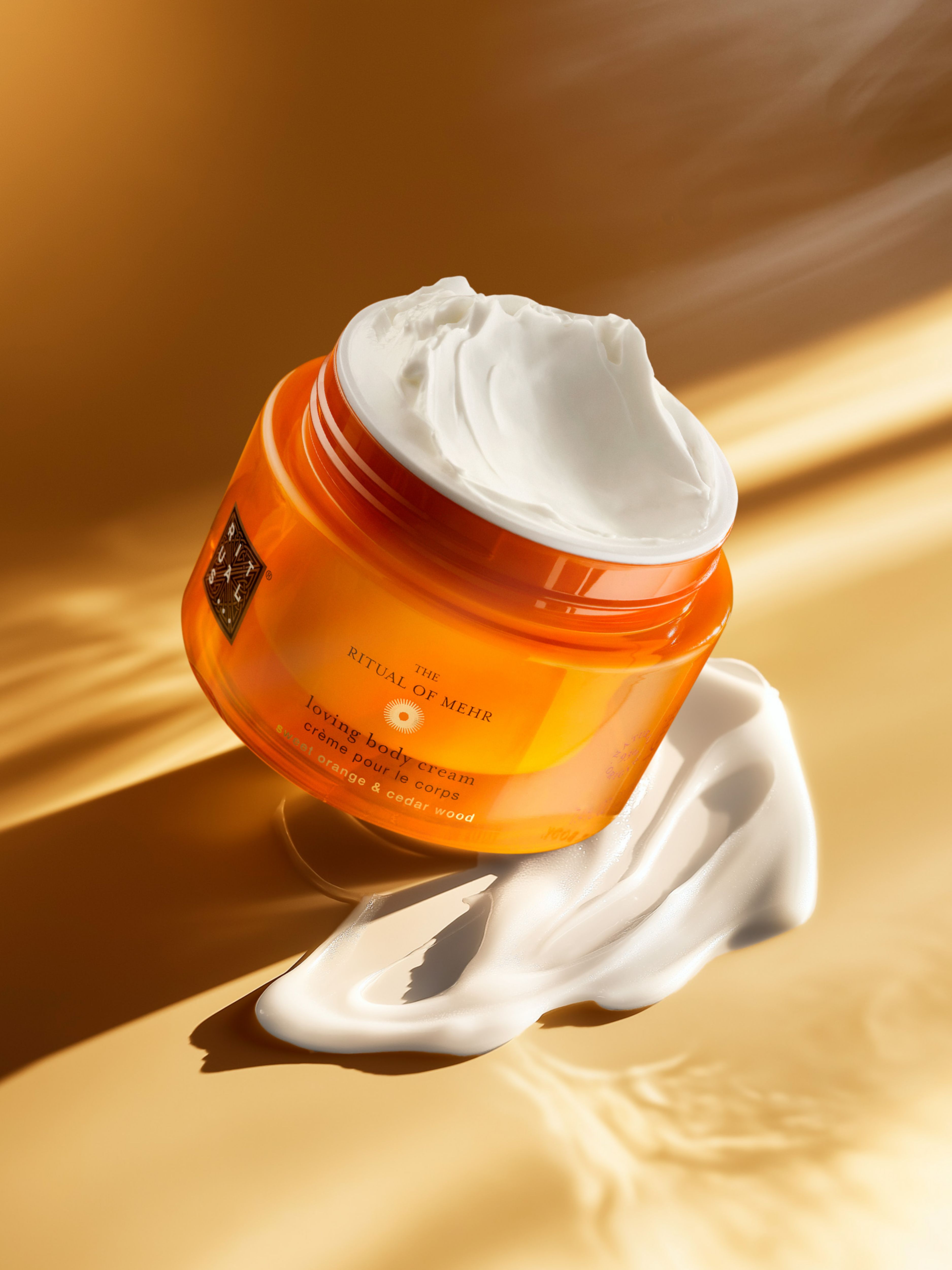 เลือกครีมบำรุงผิวกาย ขนาด 220 มล.