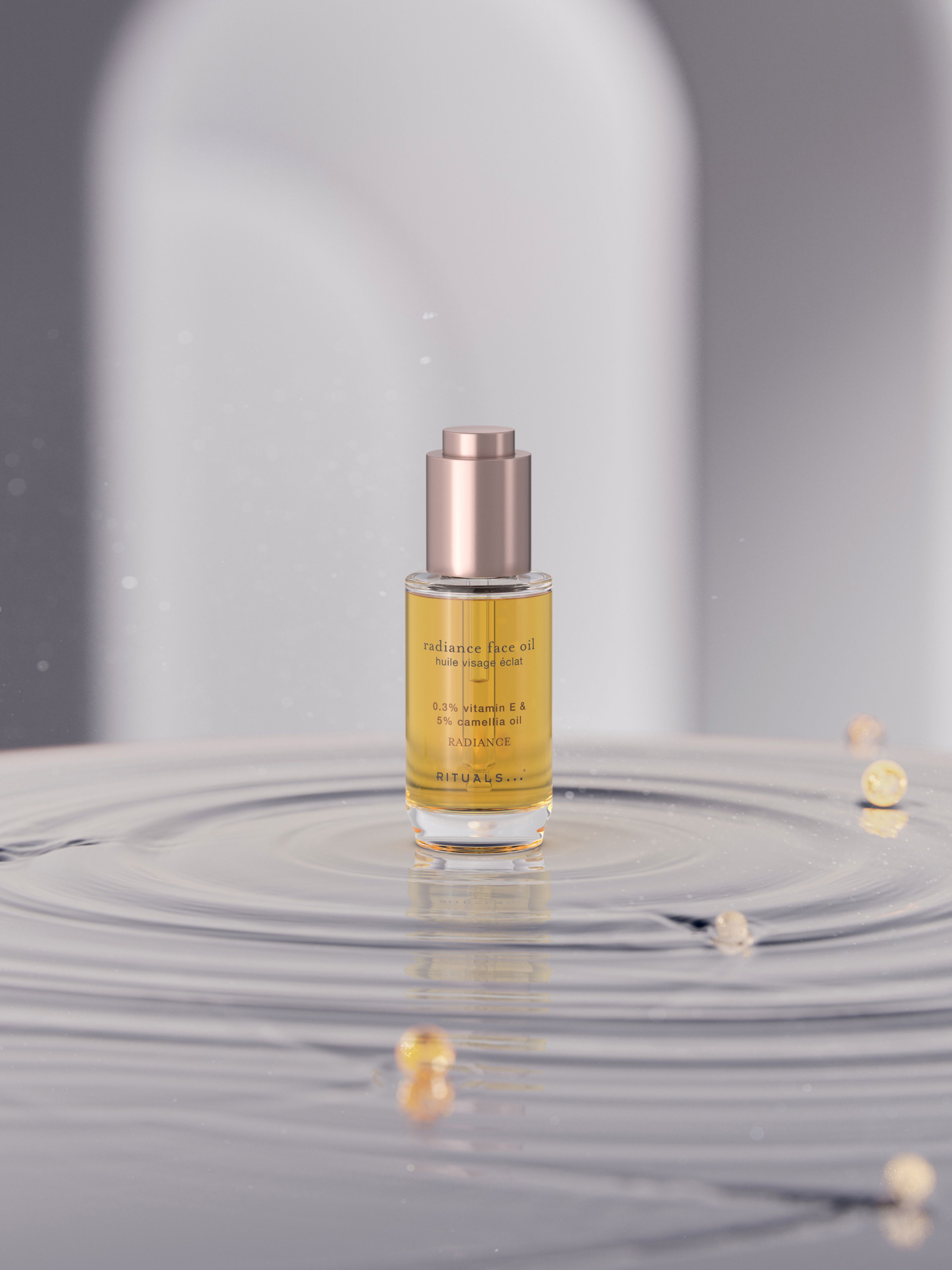 Radiance Face Oil Lifestyle with Product