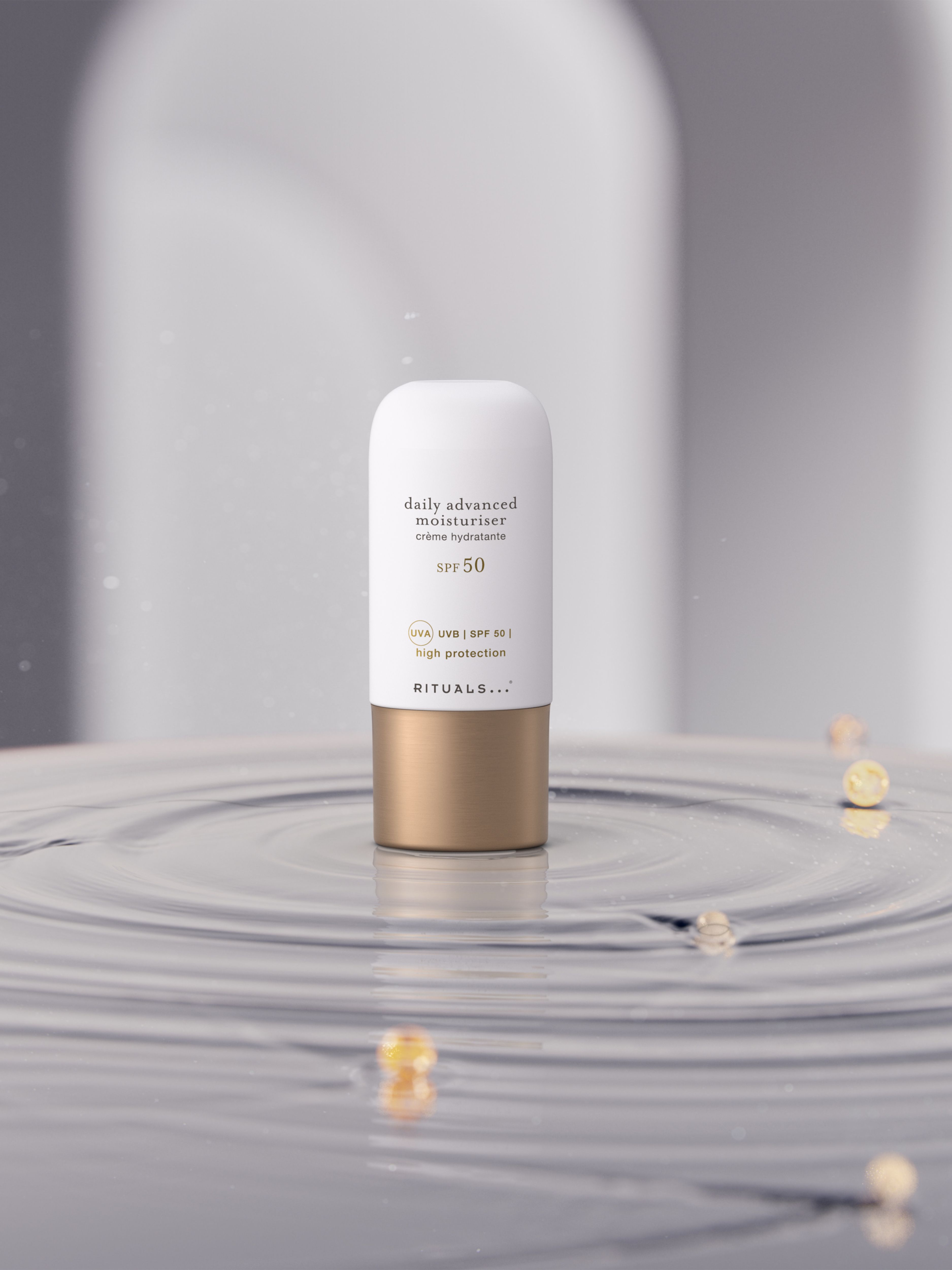 SPF 50 Daily Advanced Moisturiser Lifestyle with Product