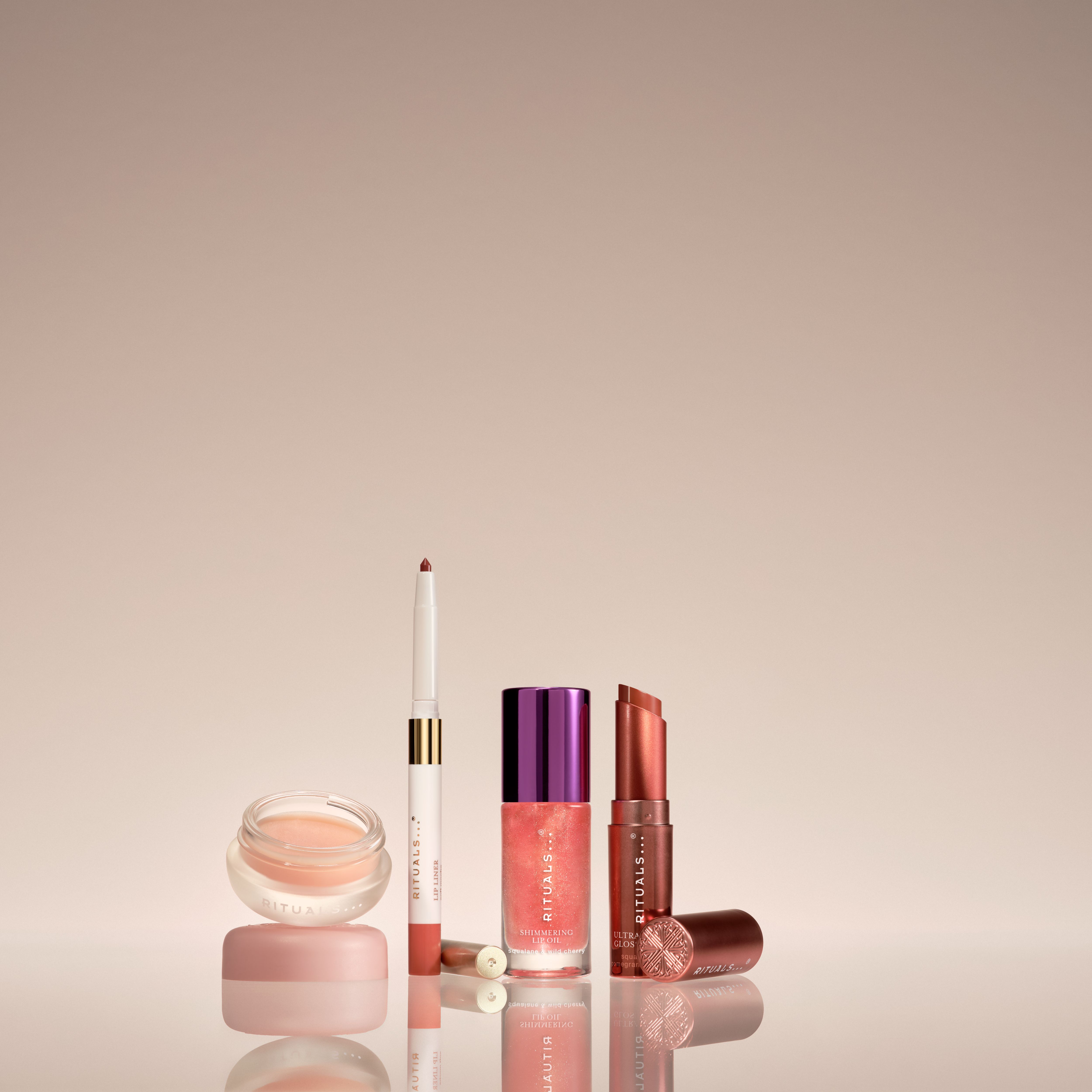 AR12040688 Lifestyle with Product Range