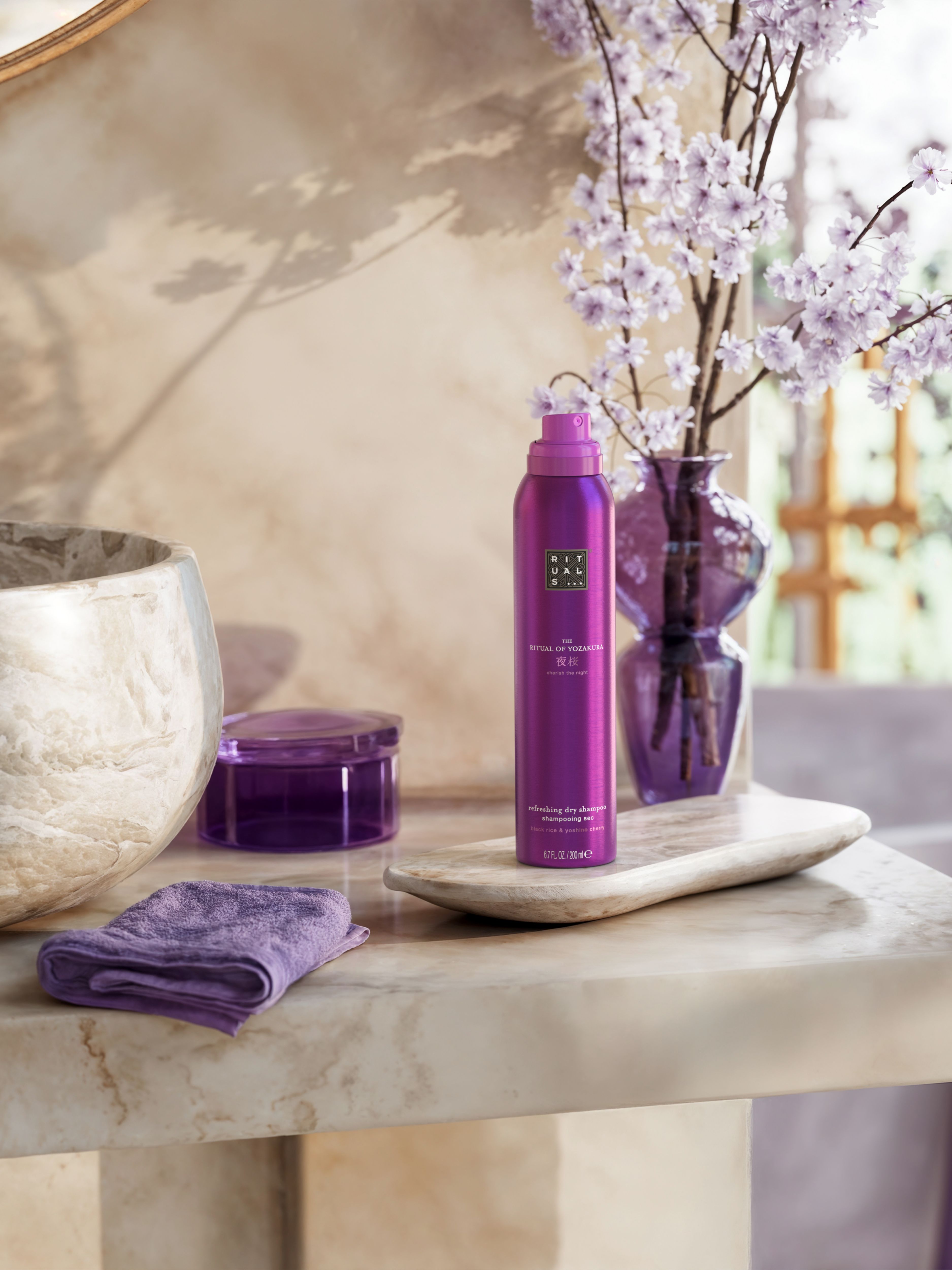 The Ritual of Yozakura Refreshing Dry Shampoo Lifestyle with Product